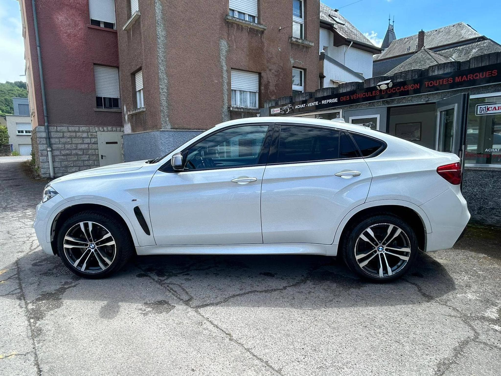 BMW X6M 50D 381CV (2019) - Photo 5
