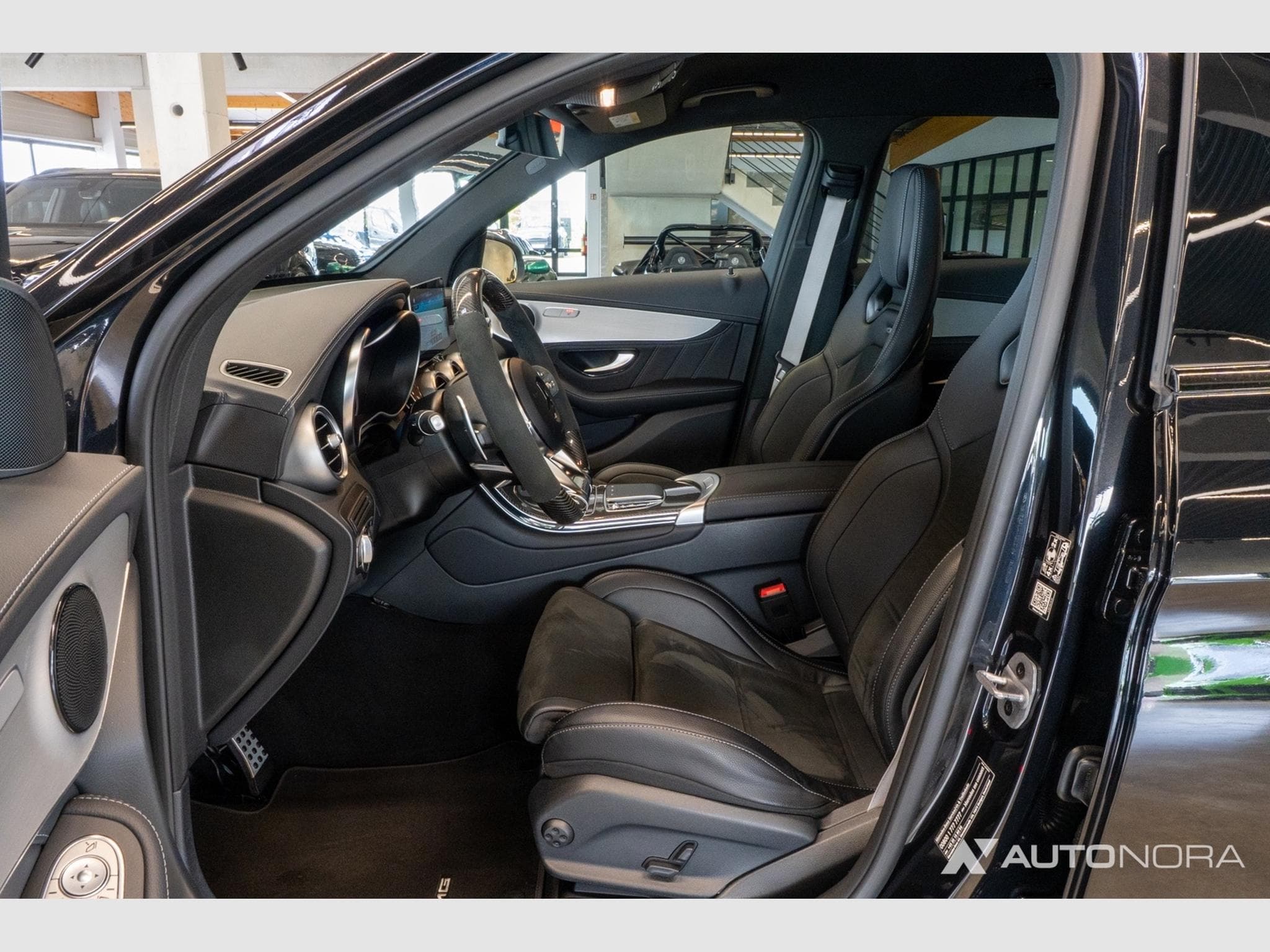 Mercedes GLC 63 S AMG GLC 63 S 4Matic+ (2021) - Photo 11