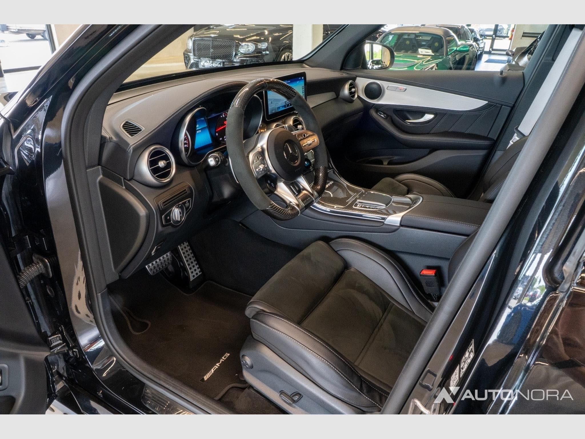 Mercedes GLC 63 S AMG GLC 63 S 4Matic+ (2021) - Photo 12