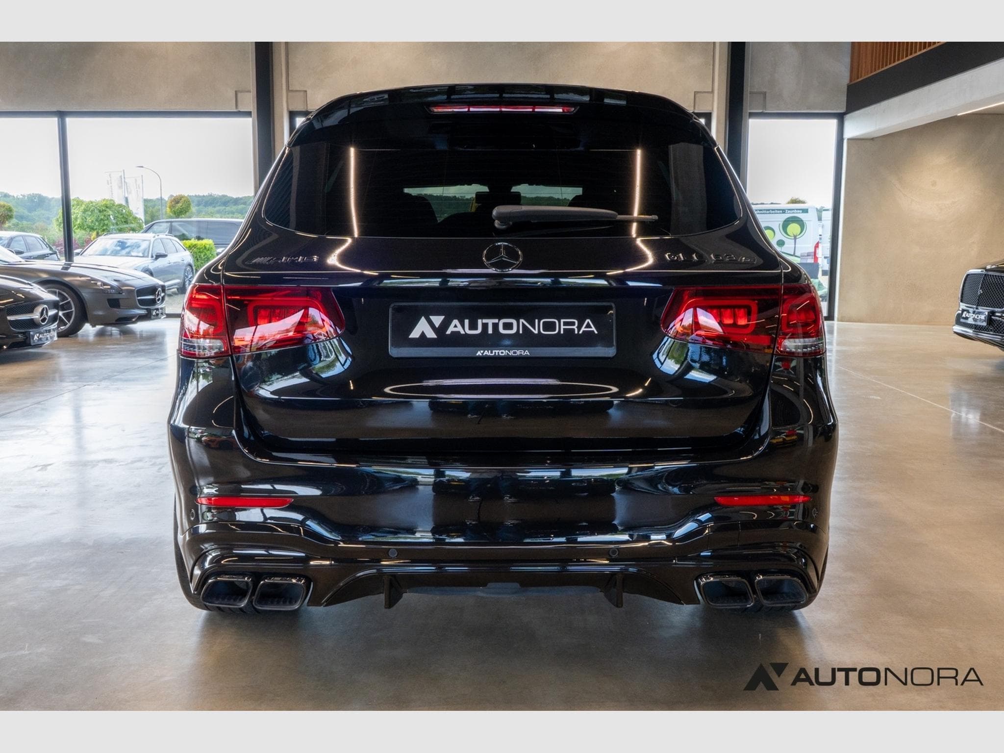 Mercedes GLC 63 S AMG GLC 63 S 4Matic+ (2021) - Photo 9