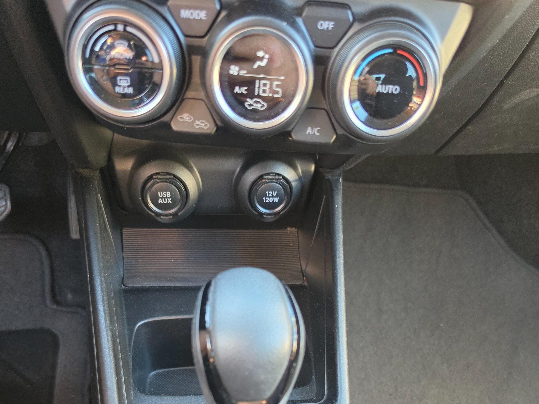 Suzuki Swift Navi, Camera, Automatic, 110hp.. (2018) - Photo 10