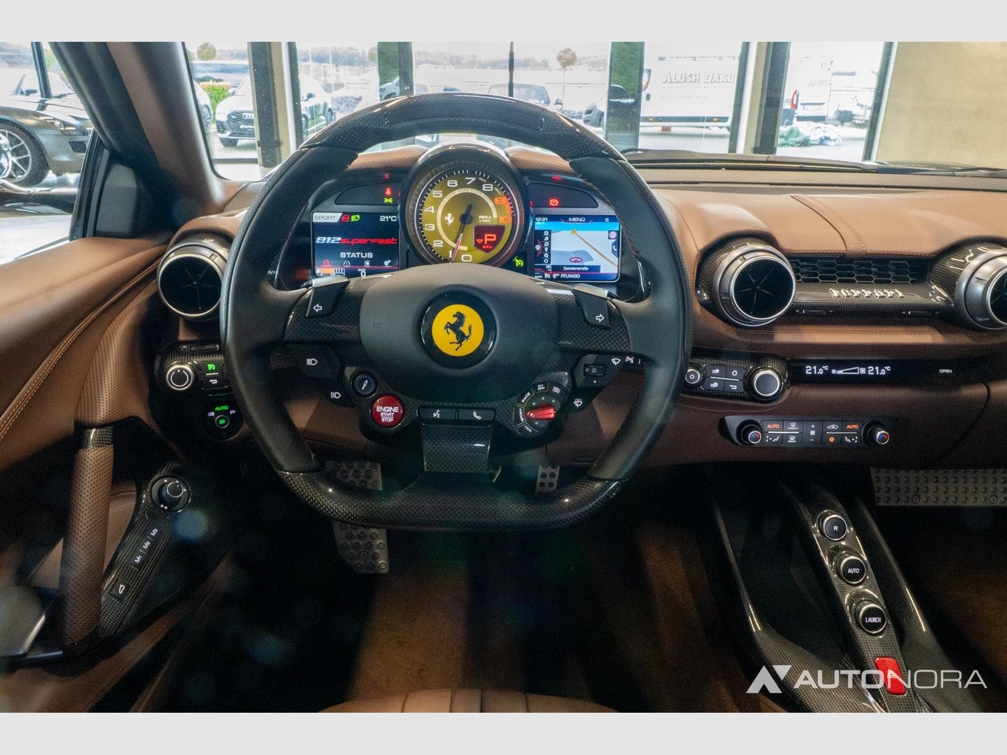Ferrari 812 Superfast (2021) - Photo 14