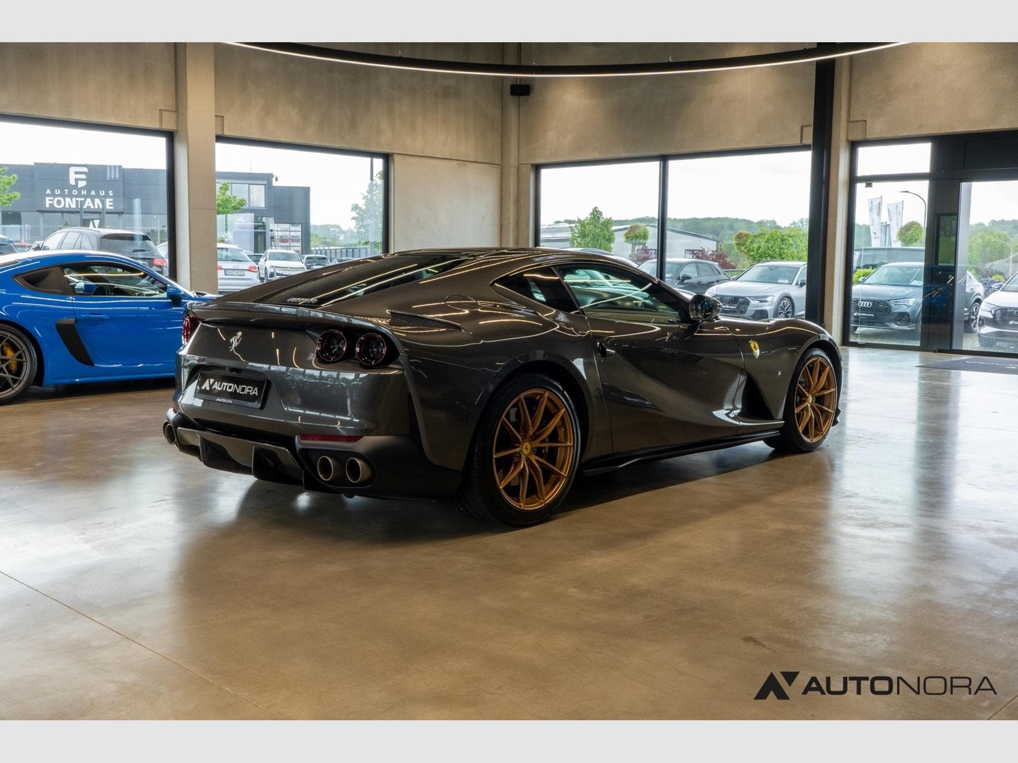 Ferrari 812 Superfast (2021) - Photo 4