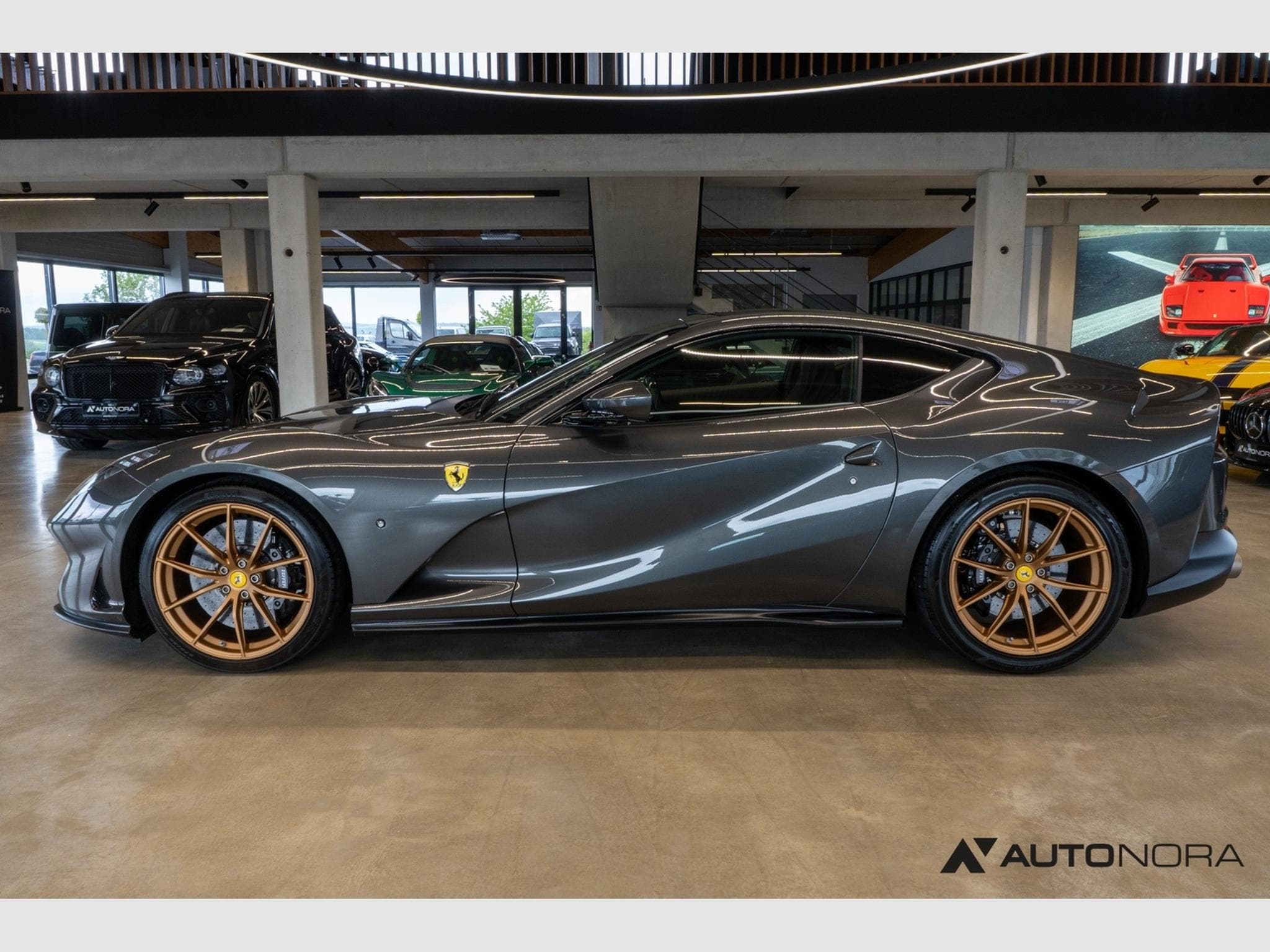 Ferrari 812 Superfast (2021) - Photo 7
