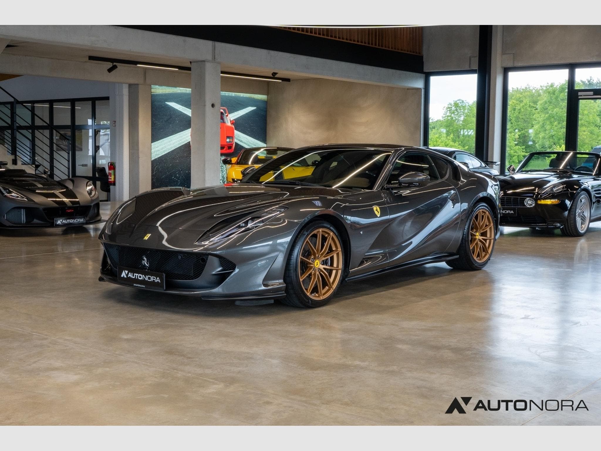 Ferrari 812 Superfast (2021) - Photo 1