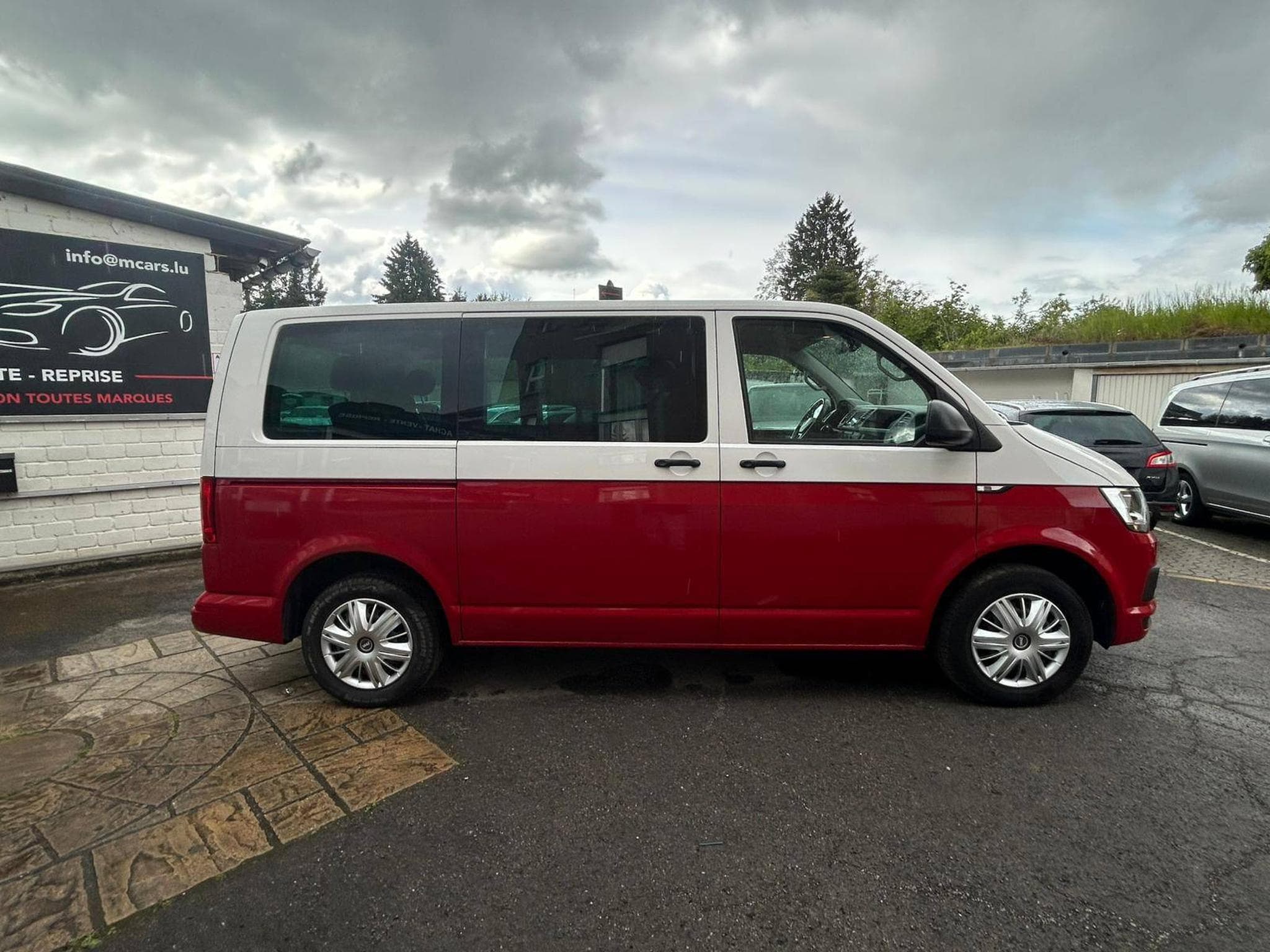 VW Multivan 2.0 TDI 150CV DSG 7 PLACES BI COLOR (2018) - Photo 8