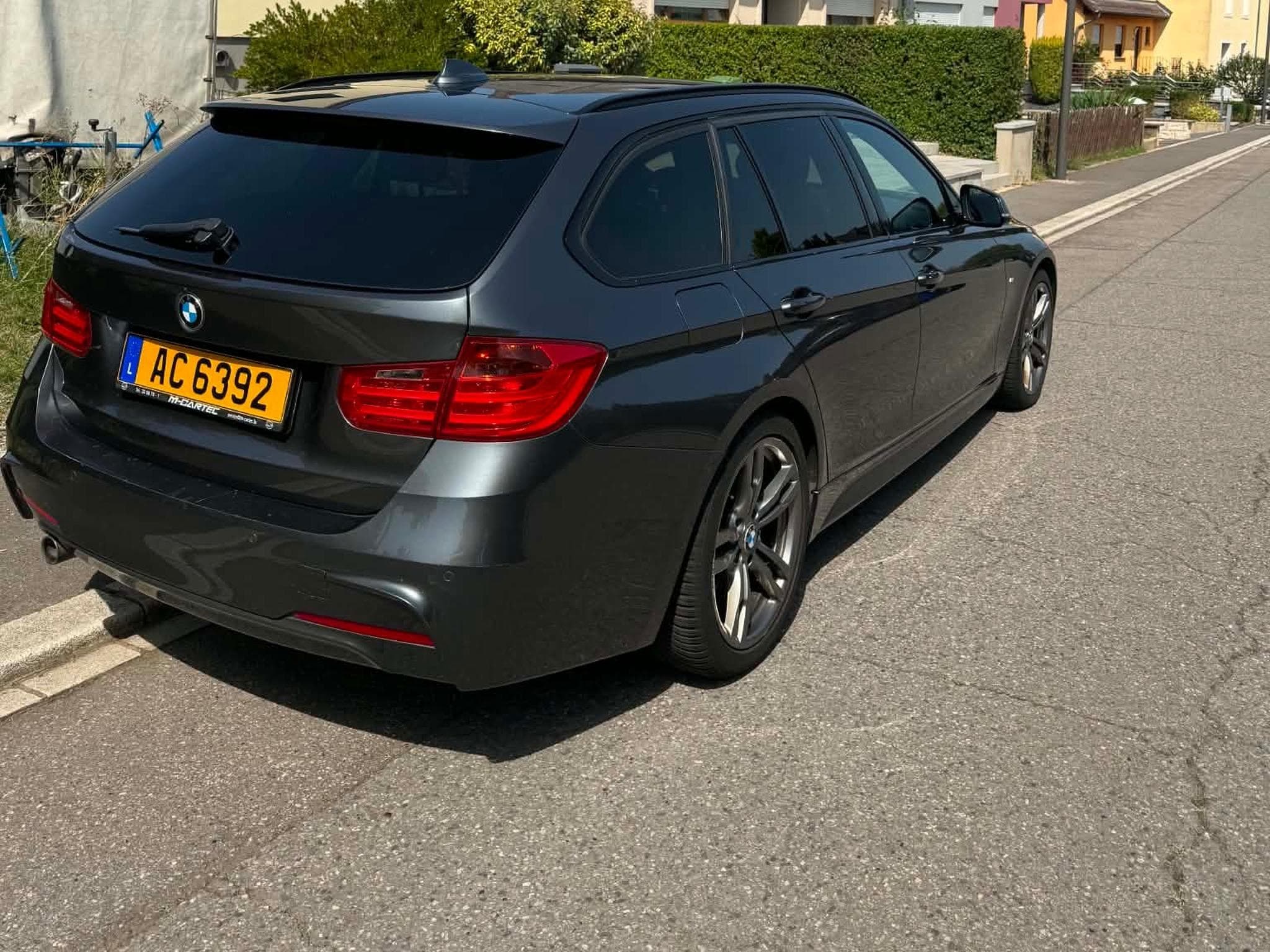 BMW 320 M pack (2015) - Photo 2