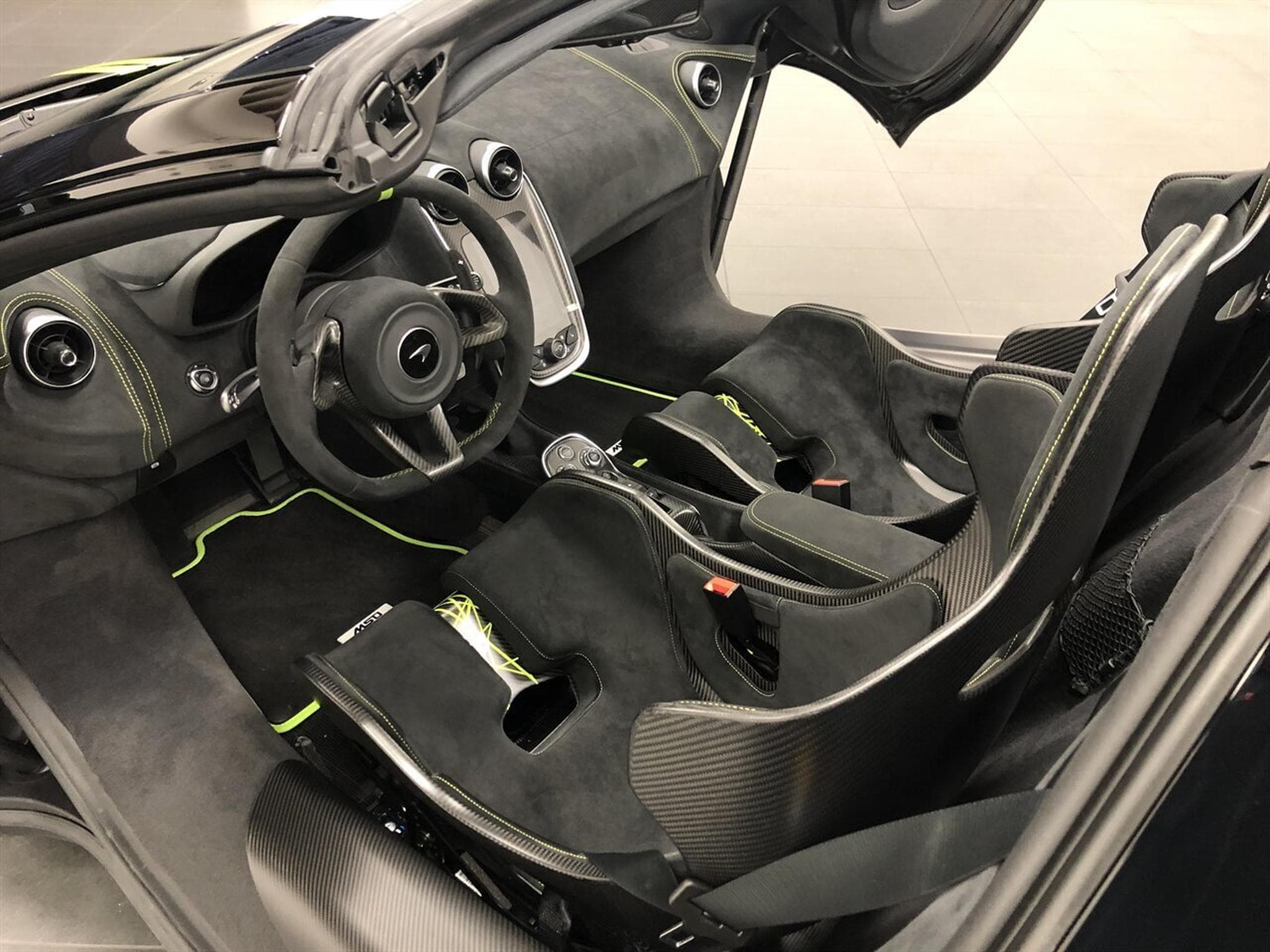 McLaren 600LT pider MSO Segestria Borealis (2020) - Photo 2