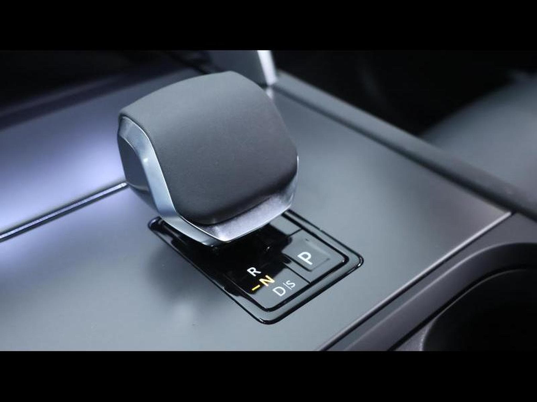 Land-Rover Discovery Sport D165 S AWD AUTO (2024) - Photo 19