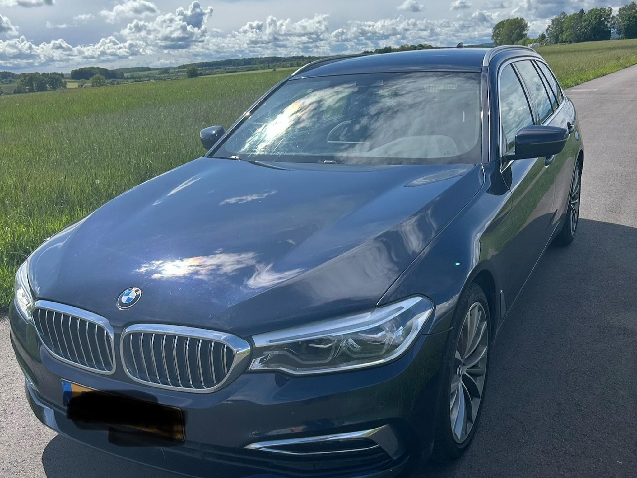 BMW 540 540i xdrive Luxury Line (2020) - Photo 2