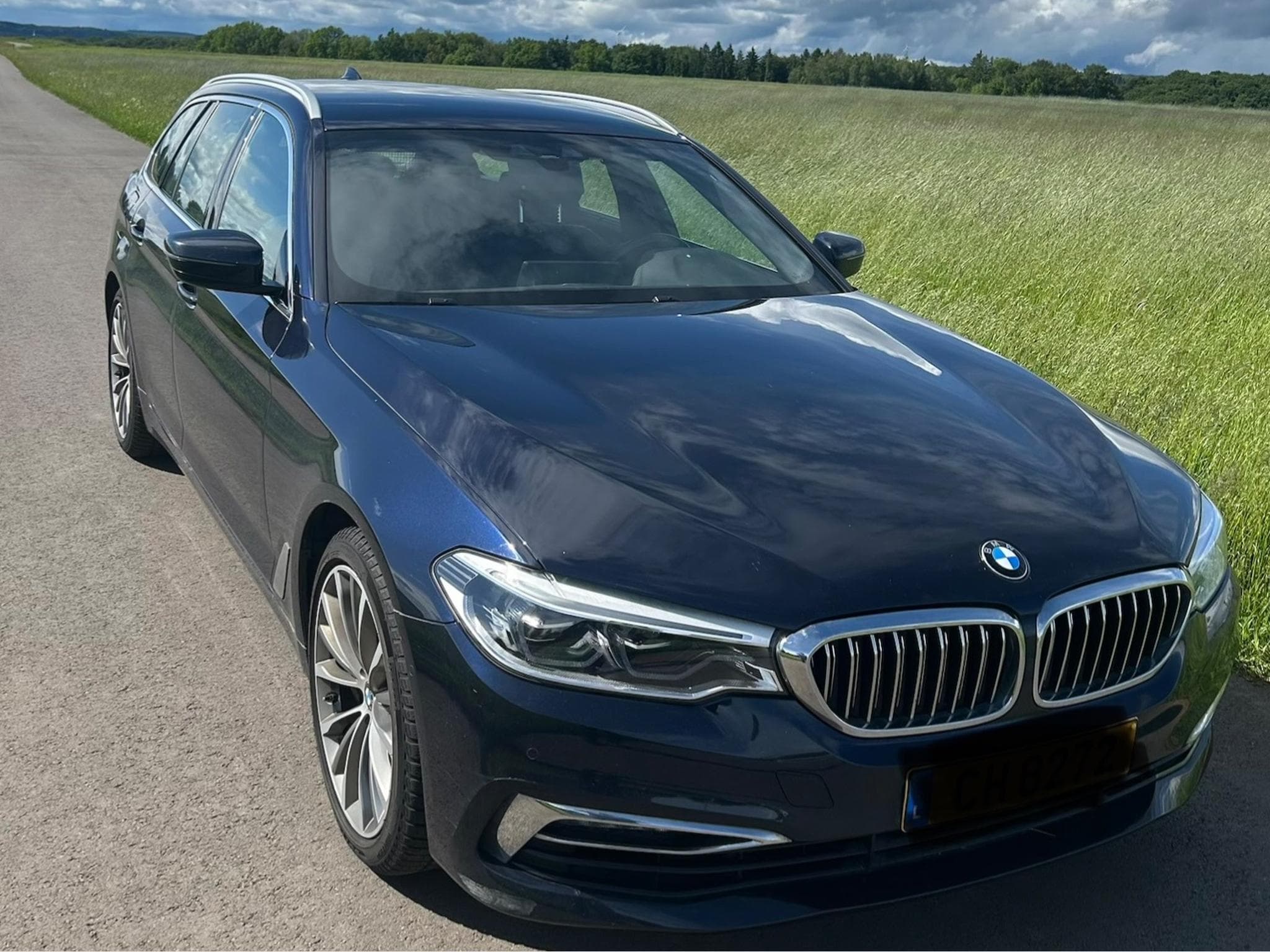 BMW 540 540i xdrive Luxury Line (2020) - Photo 1