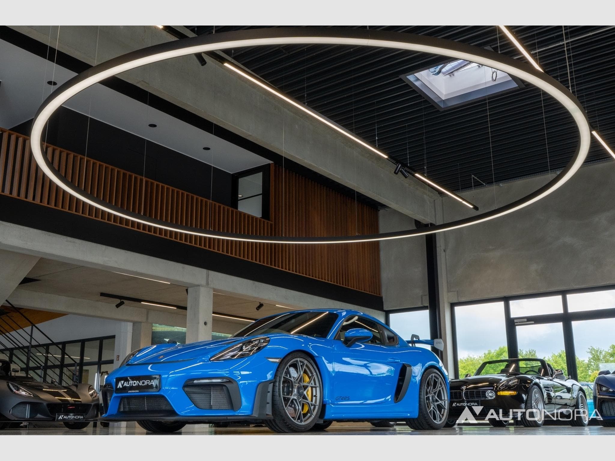 Porsche Cayman GT4 RS (2023) - Photo 10