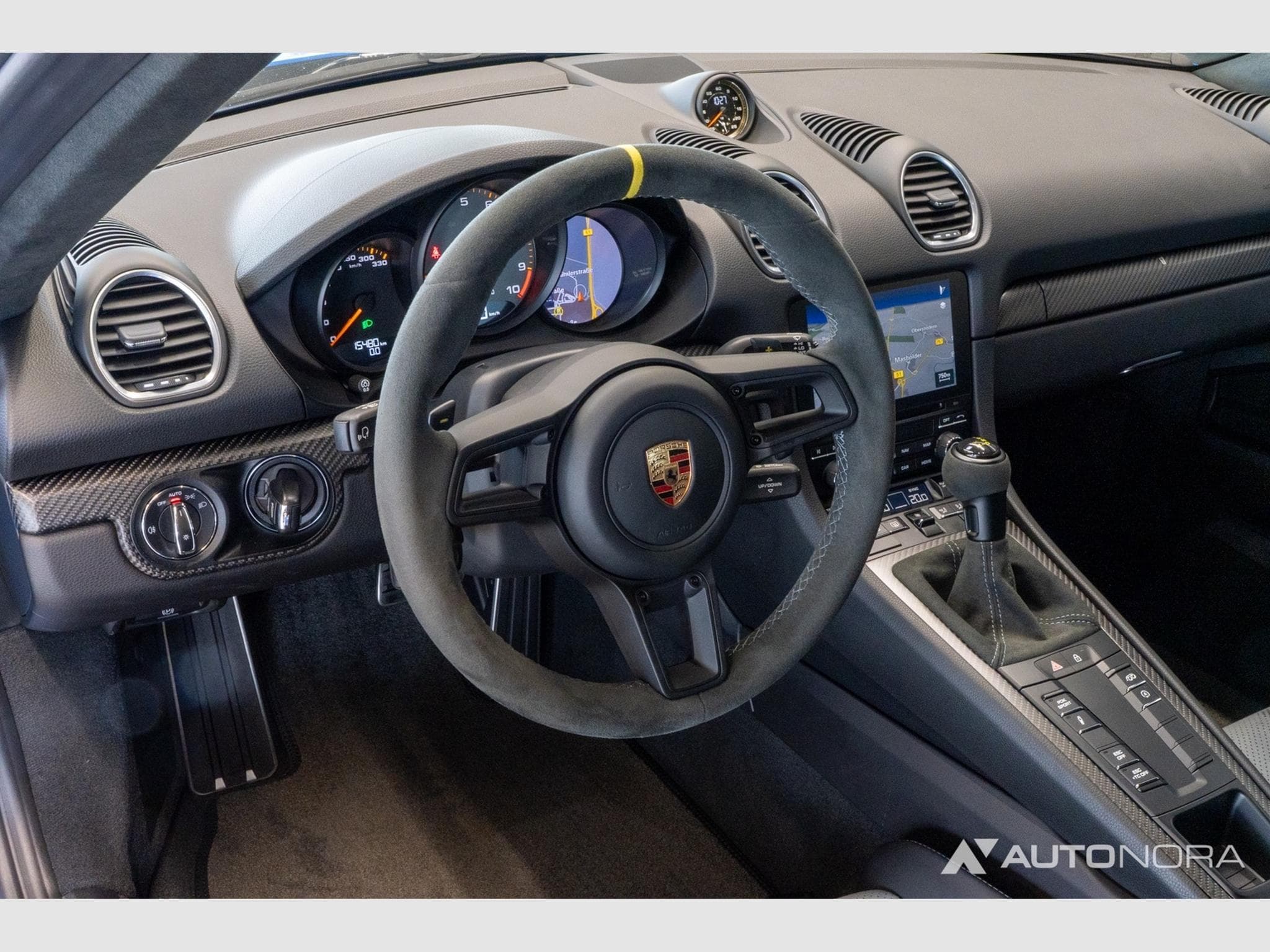 Porsche Cayman GT4 RS (2023) - Photo 12