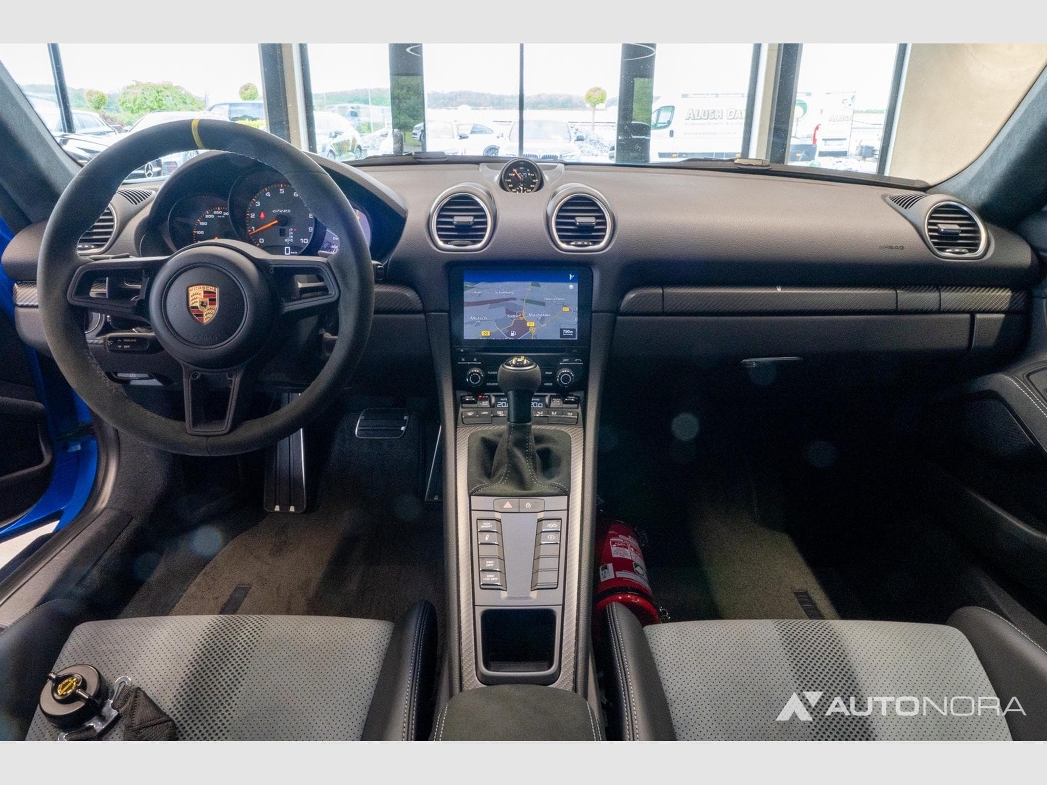 Porsche Cayman GT4 RS (2023) - Photo 13