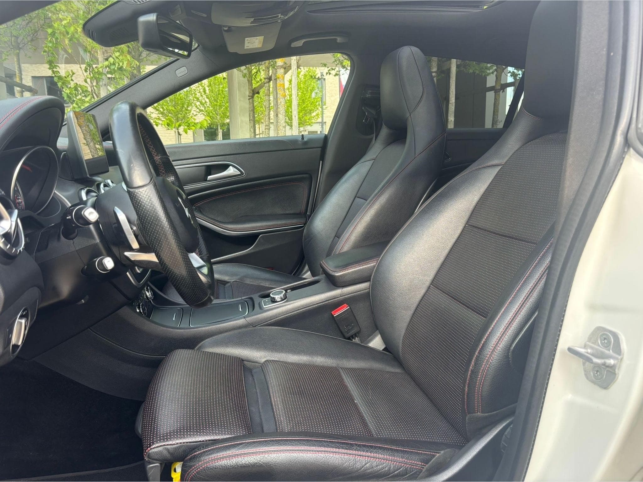 Mercedes CLA 200 Mercedes CLA 200 AMG FULL LINE (2017) - Photo 8