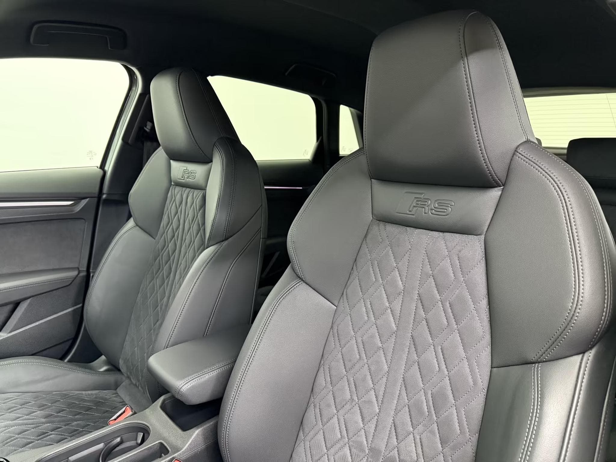 Audi RS3 (8YA) 2.5 TFSI - Garantie Audi 01/2027, Carbon, Matrix LED (2023) - Photo 14