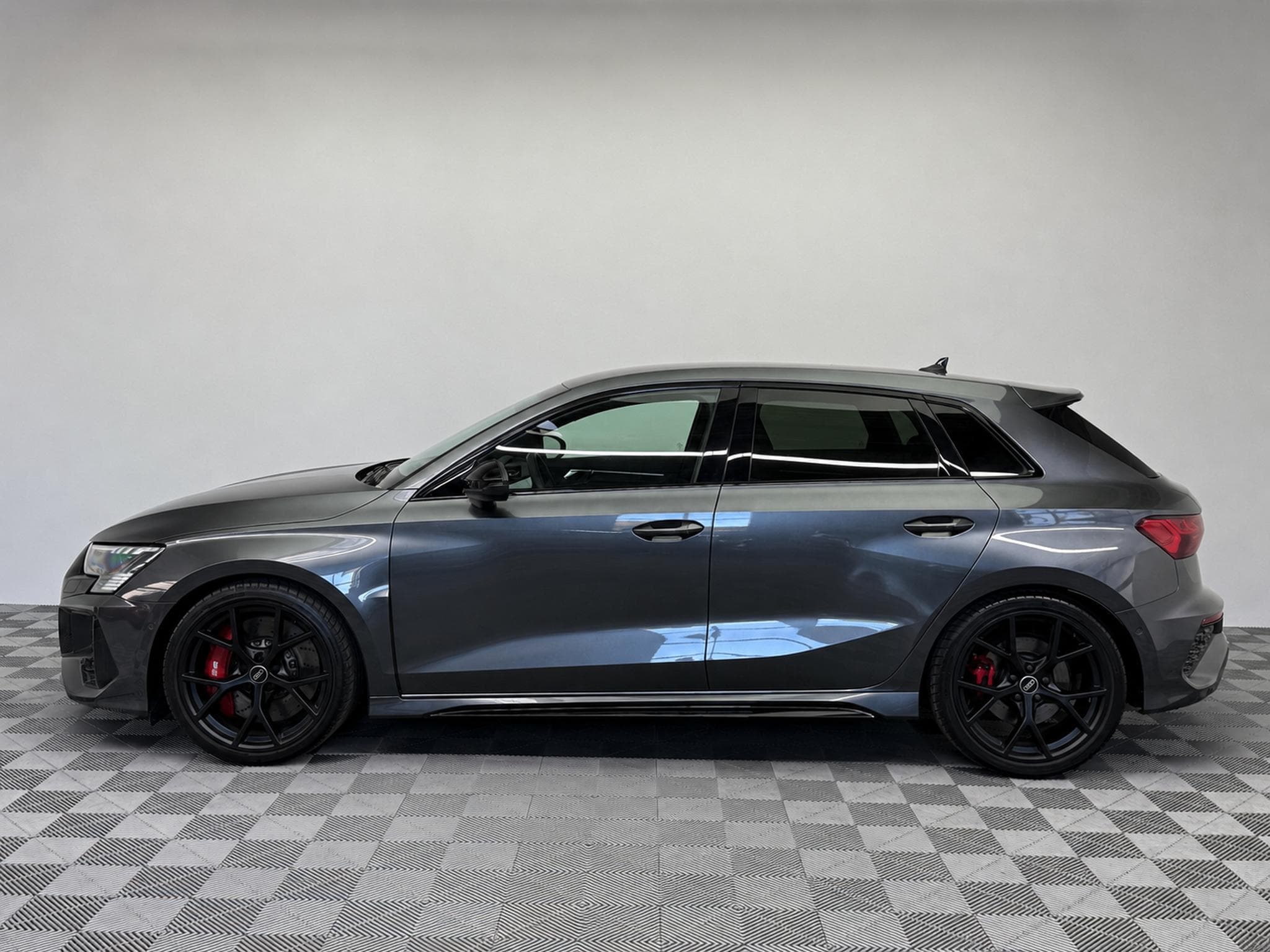 Audi RS3 (8YA) 2.5 TFSI - Garantie Audi 01/2027, Carbon, Matrix LED (2023) - Photo 6