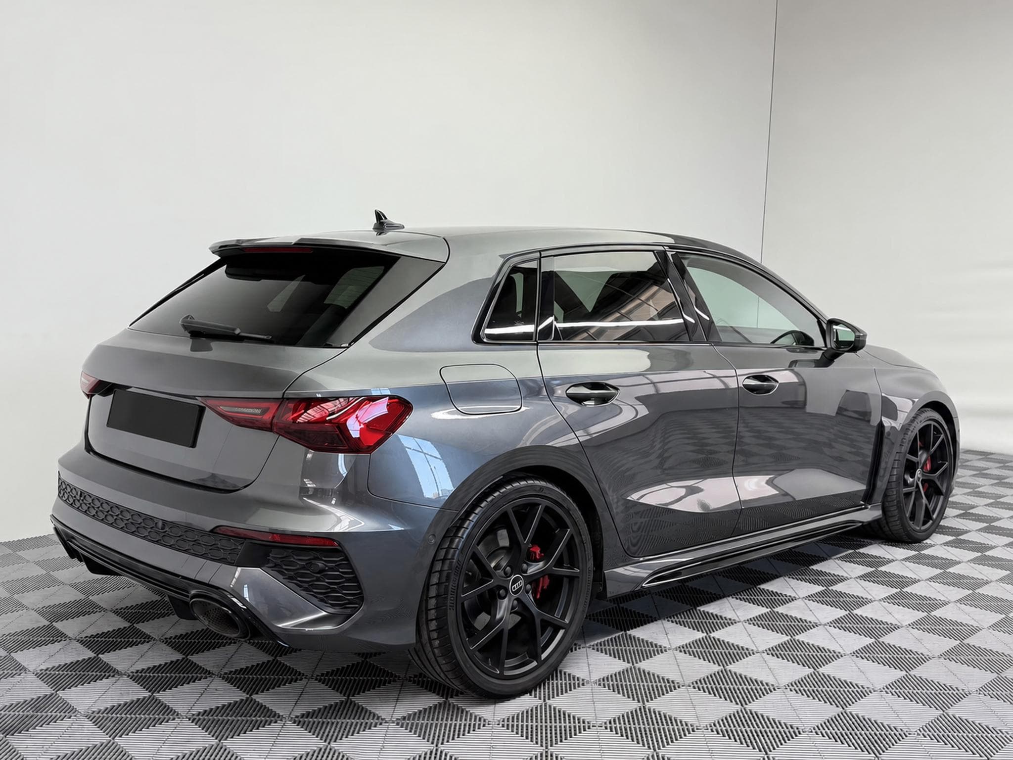 Audi RS3 (8YA) 2.5 TFSI - Garantie Audi 01/2027, Carbon, Matrix LED (2023) - Photo 4