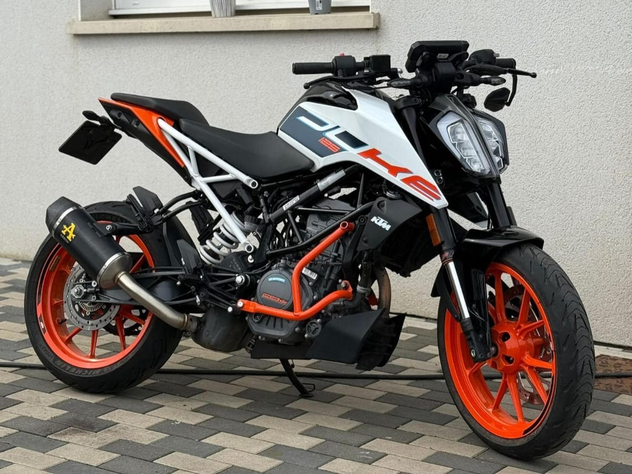 KTM Duke Duke 125 (2023) - Photo 1