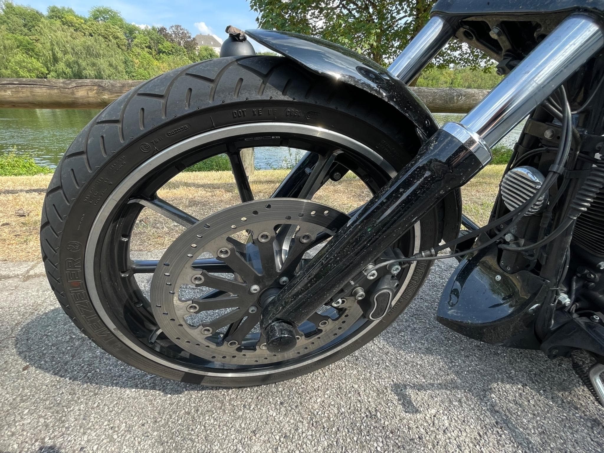 Harley-Davidson Softail Breakout Customized (2015) - Foto 7
