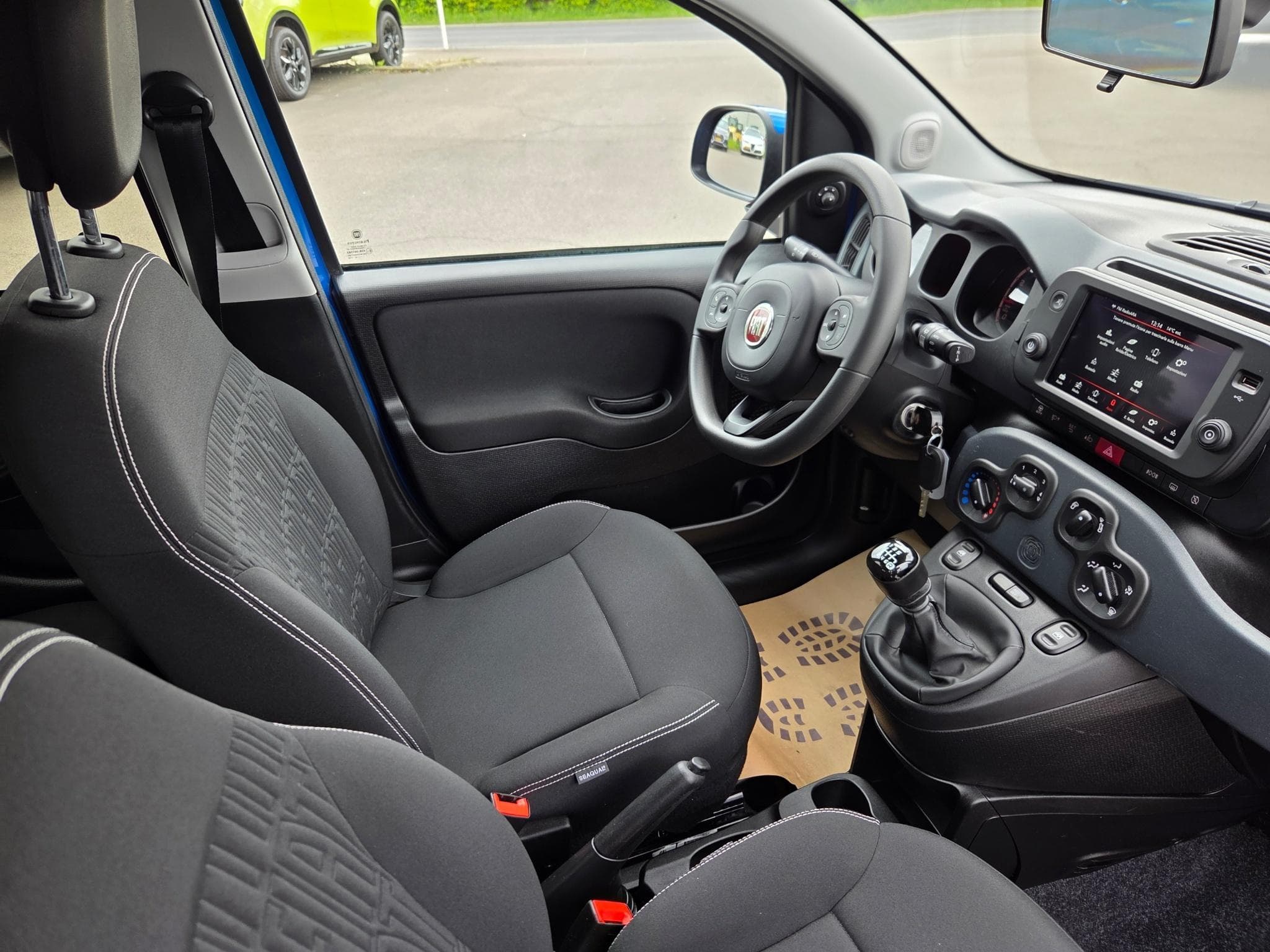 Fiat Panda CROSS 1.0 HYBRID 70 CV (2024) - Photo 5