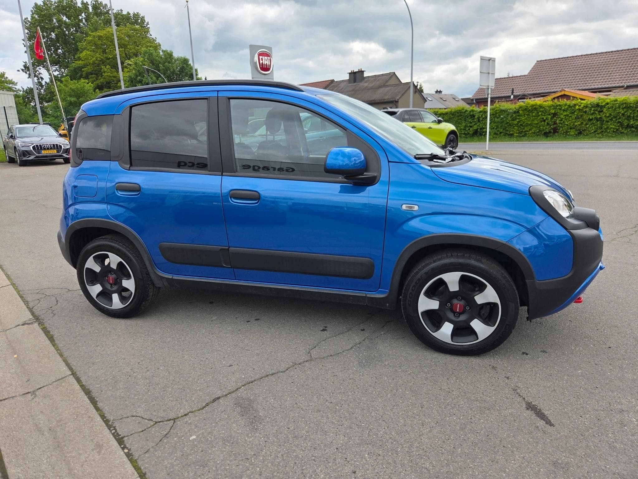Fiat Panda CROSS 1.0 HYBRID 70 CV (2024) - Photo 2