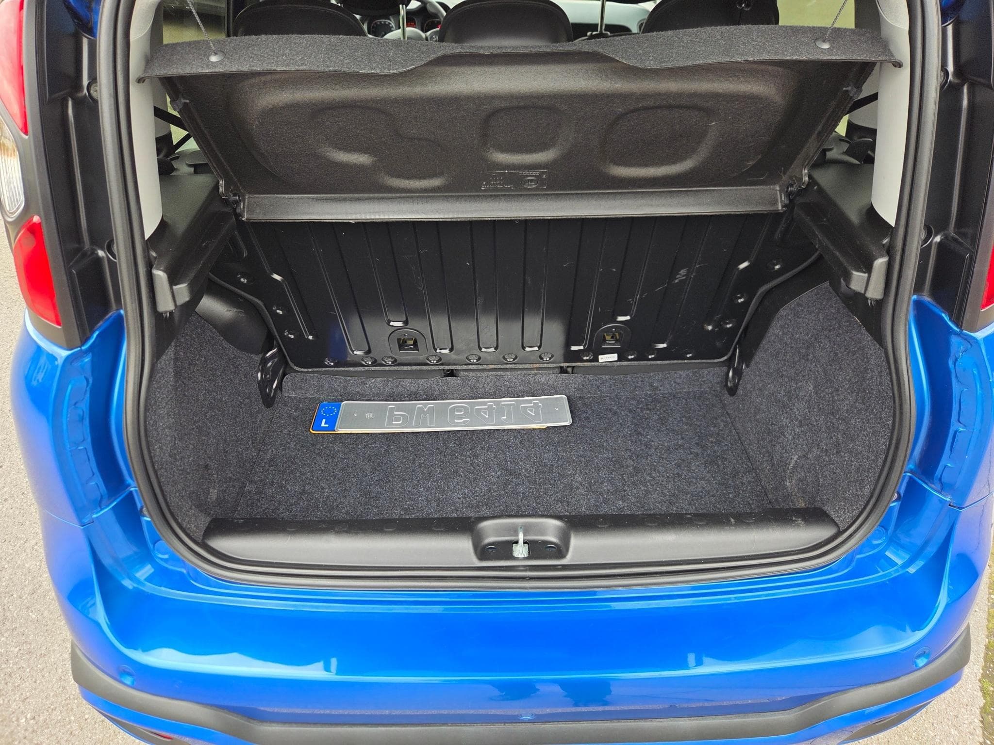 Fiat Panda CROSS 1.0 HYBRID 70 CV (2024) - Photo 4