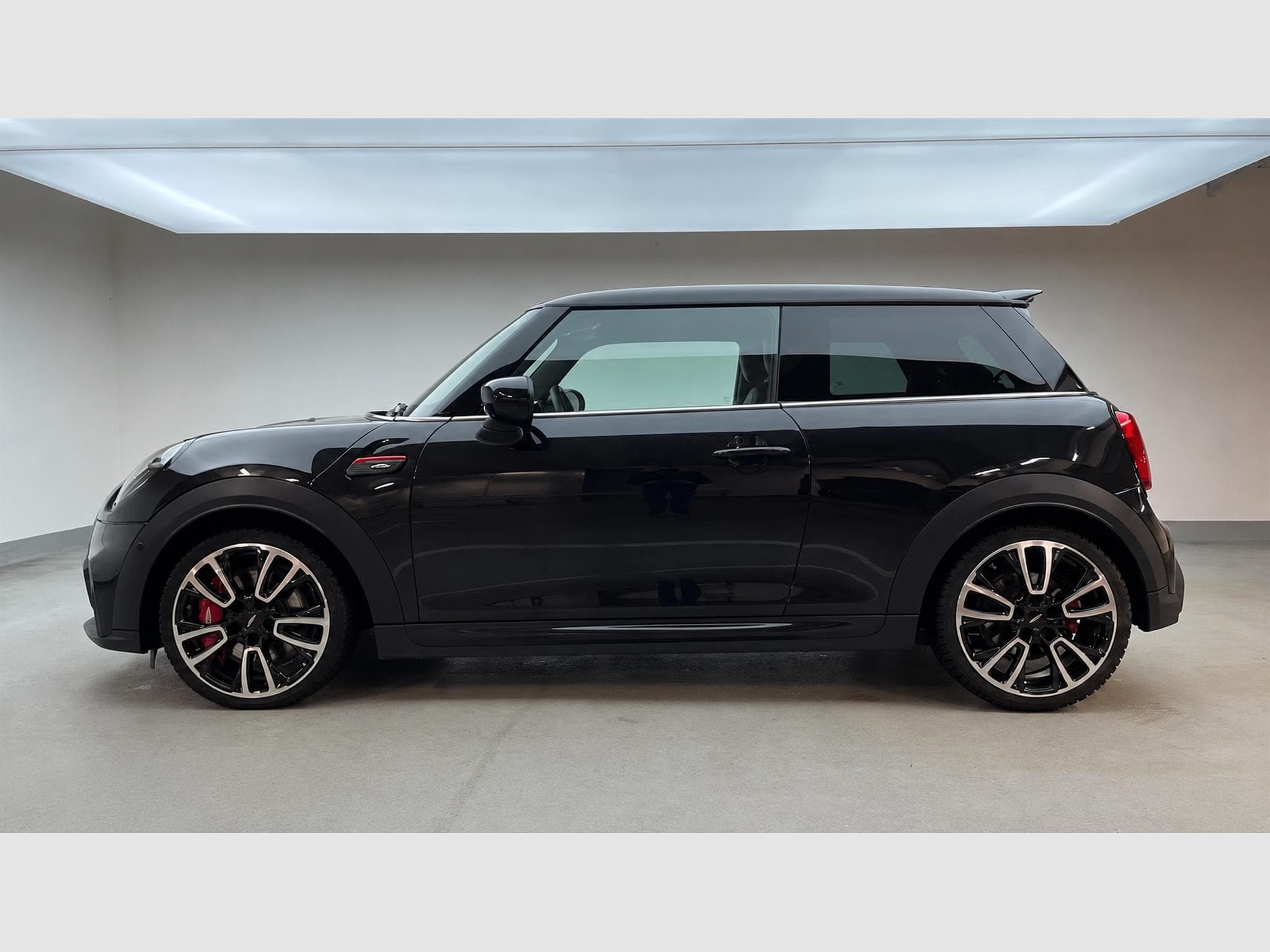 Mini Cooper John Cooper Works (F56) 2.0 - JCW Trim, ACC, Navi, cuir (2023) - Photo 3