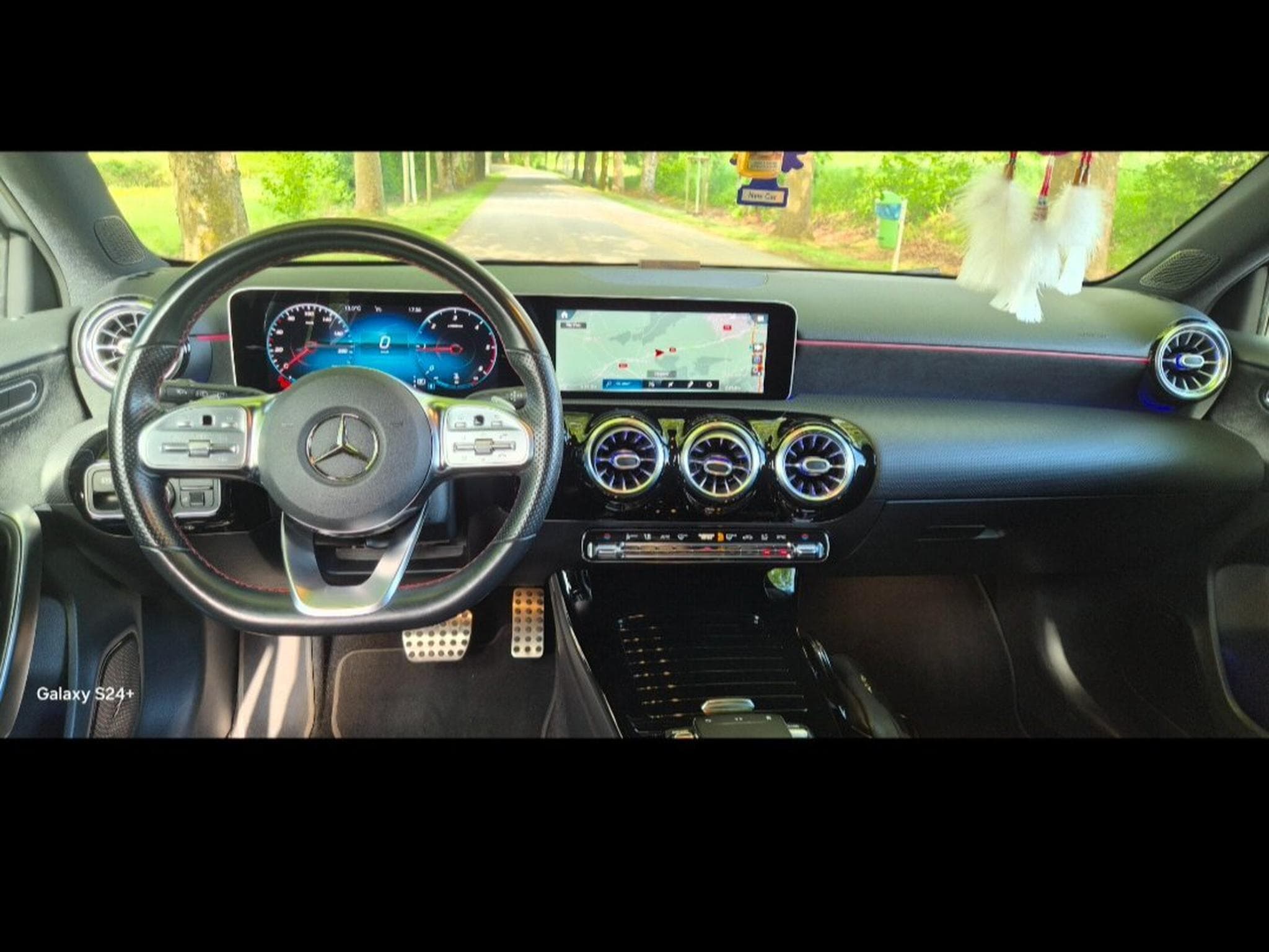 Mercedes A 180 A 180d  kit AMG (2020) - Photo 5