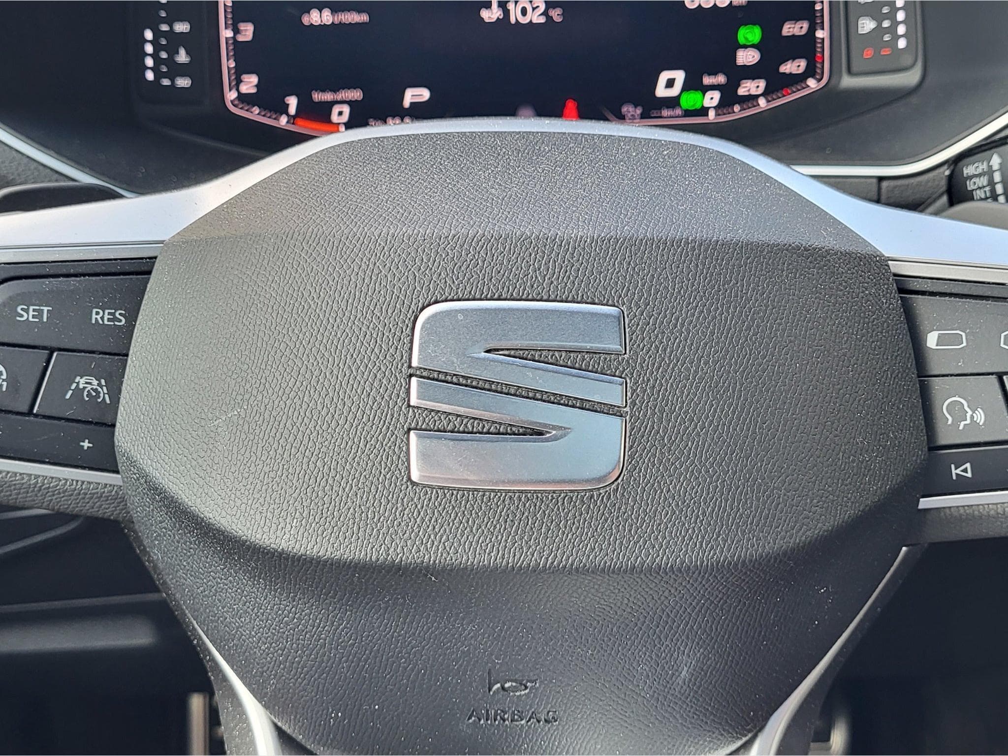 Seat Tarraco FR4 2.0 TDI DSG7 4 Drive (2021) - Photo 9