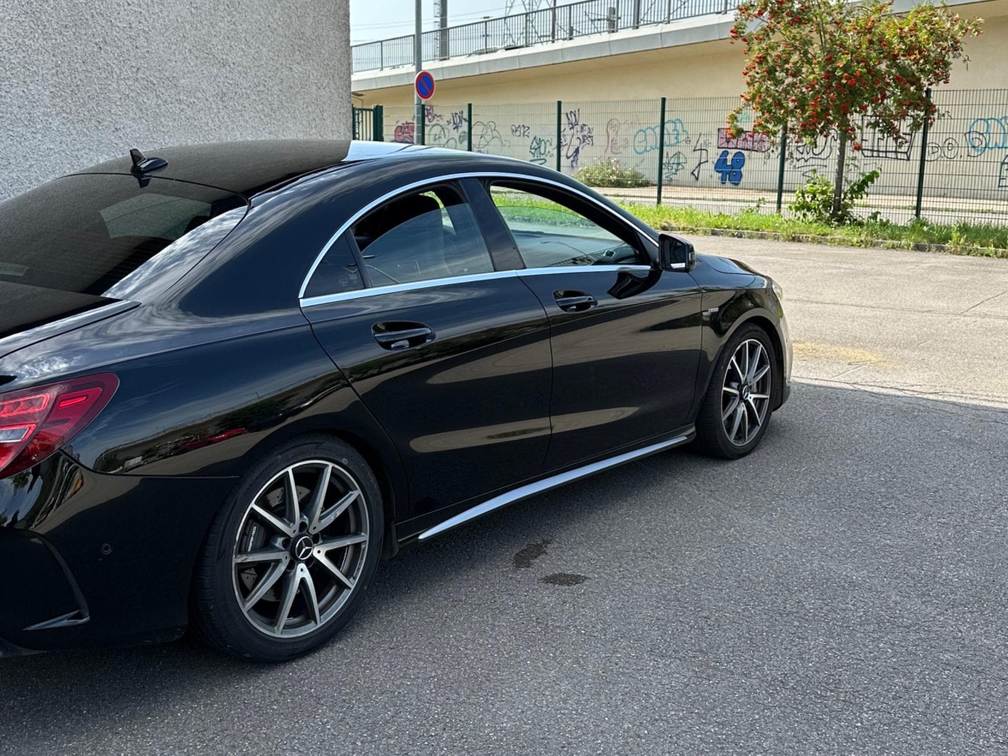 Mercedes CLA 45 AMG (2016) - Photo 3