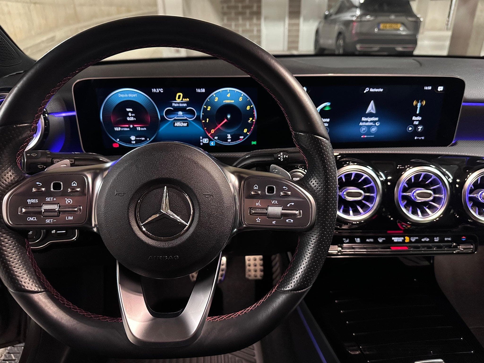 Mercedes A 220 AMG Line (2018) - Photo 6