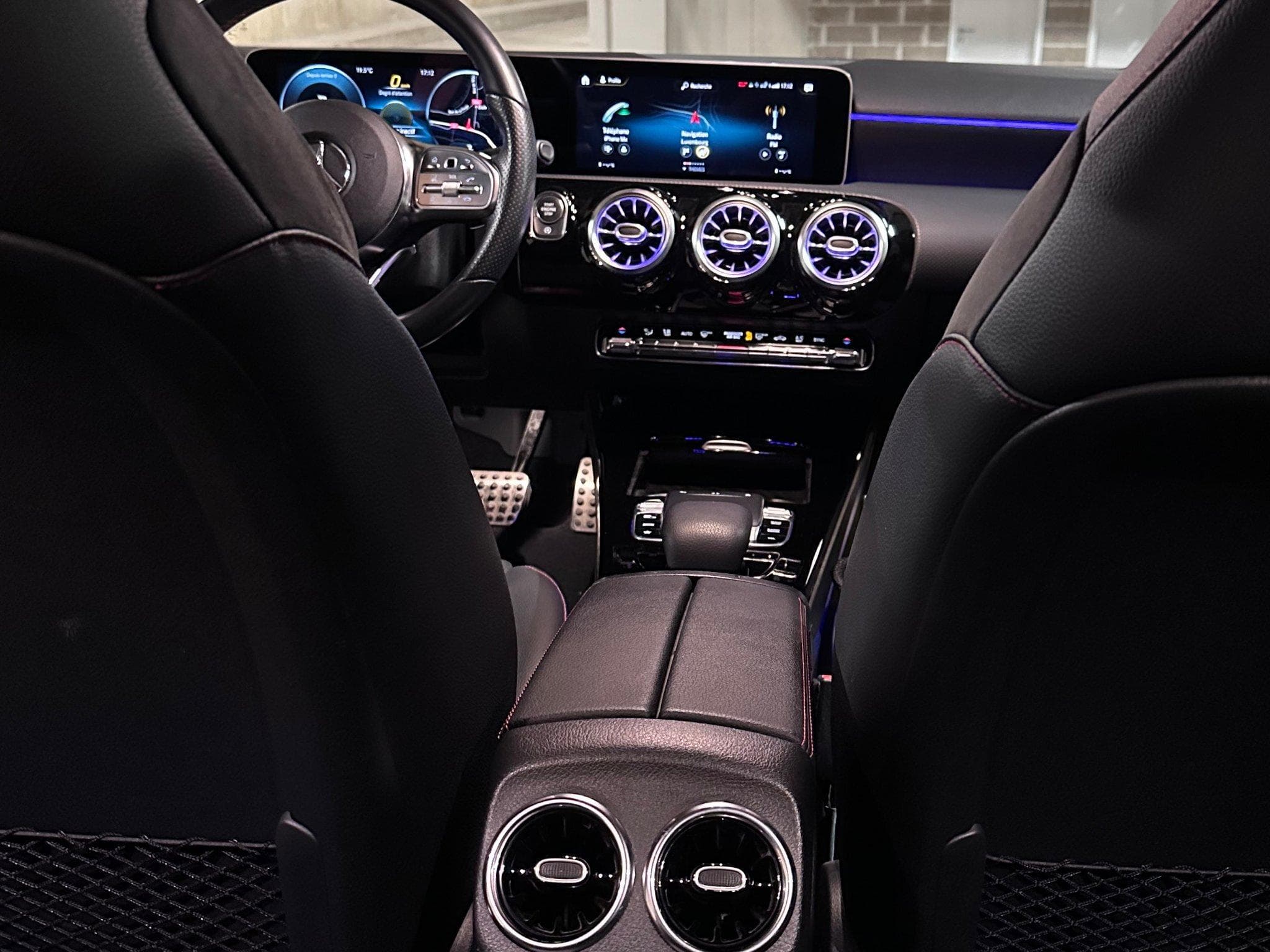 Mercedes A 220 AMG Line (2018) - Photo 9