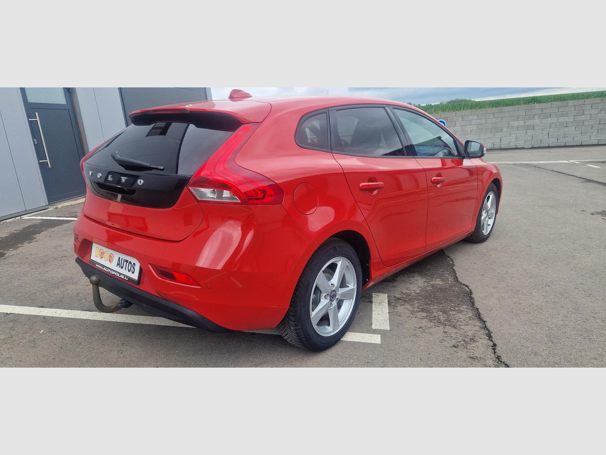 Volvo V40 D2 1.6d 114ch Momentum (2013) - Photo 3