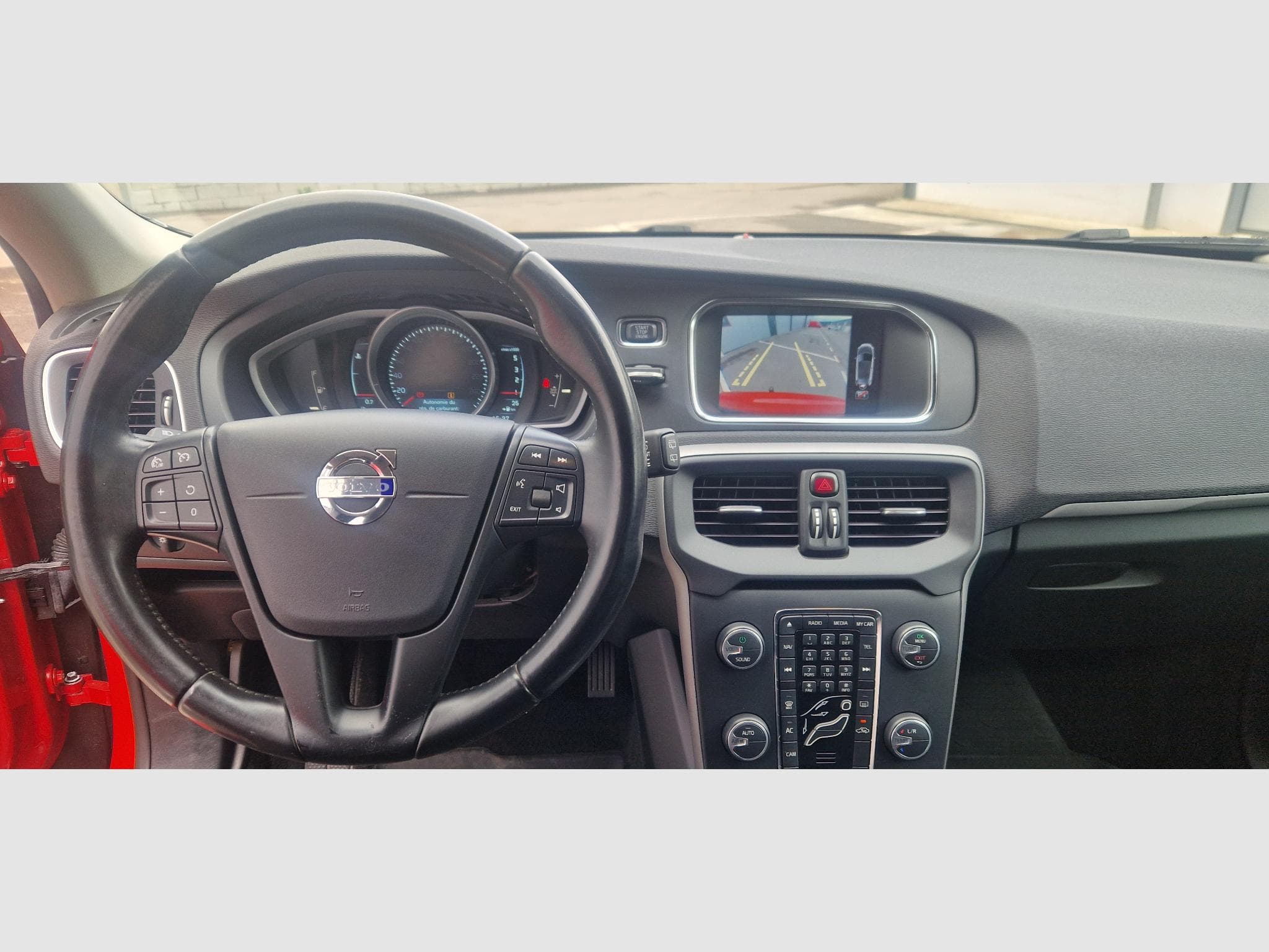 Volvo V40 D2 1.6d 114ch Momentum (2013) - Photo 14