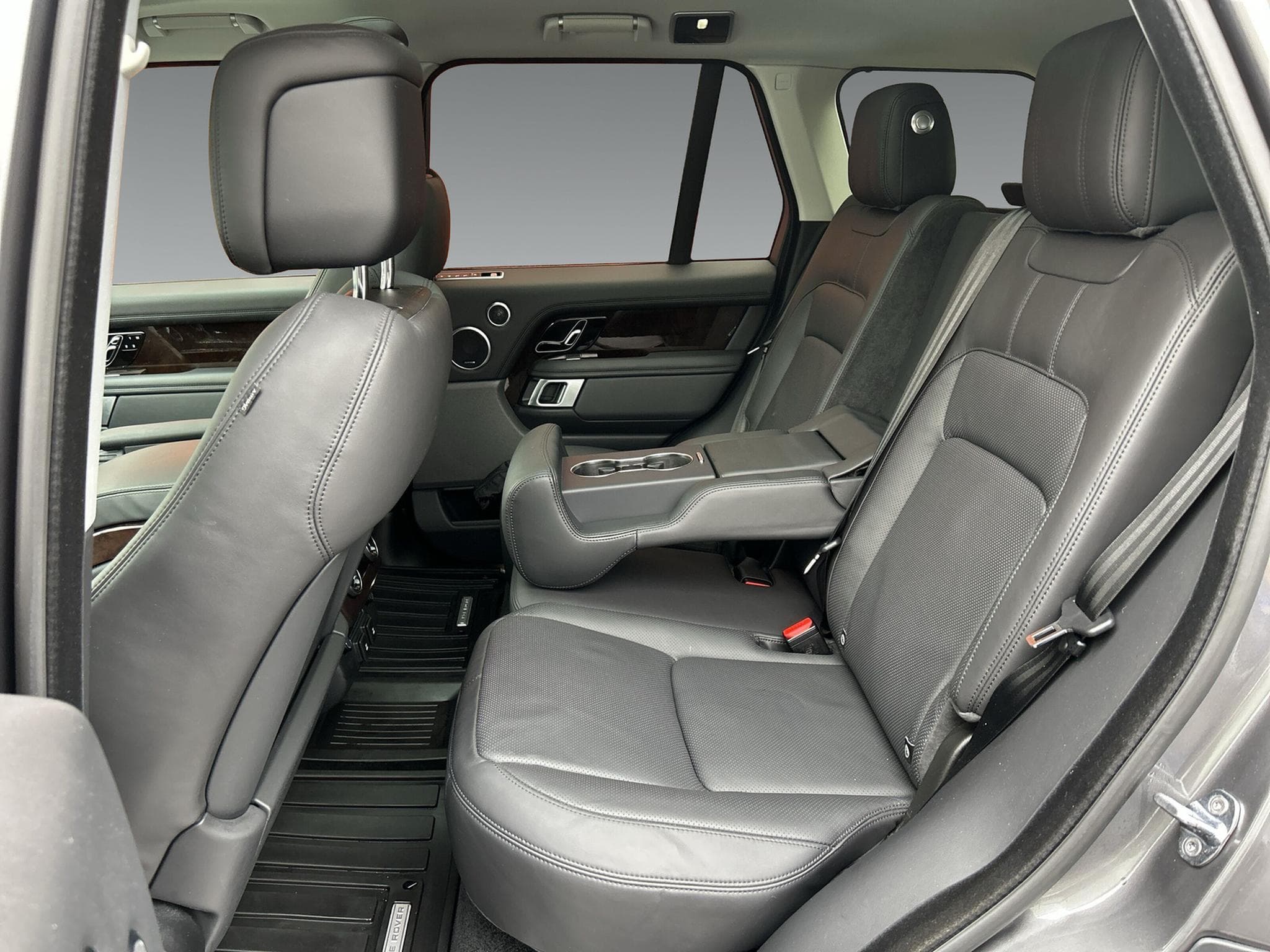 Land-Rover Range Rover 5.0 Vogue +Panorama-Schiebedach+Sitzhzg. v+h (2019) - Photo 8