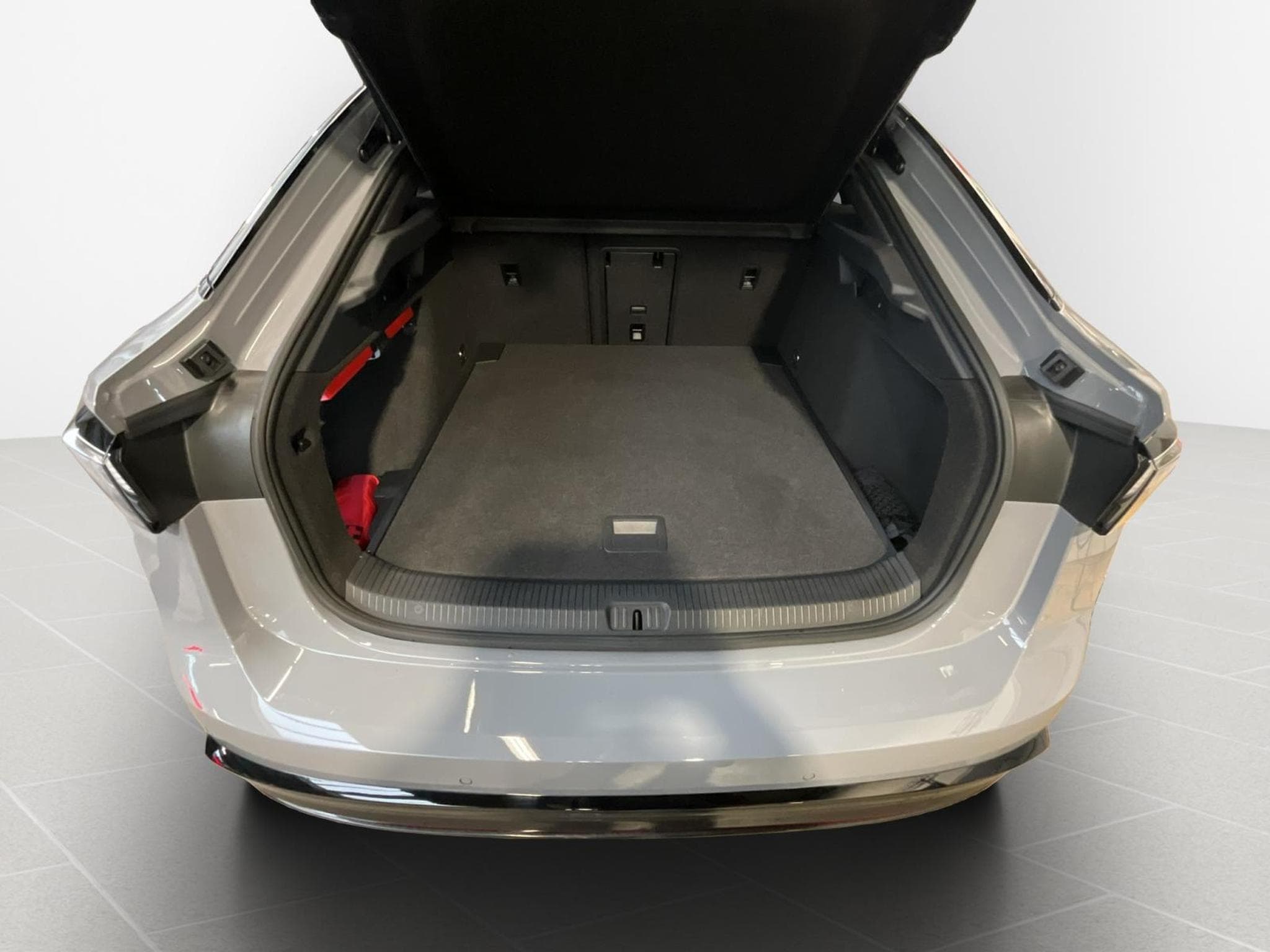 VW ID.7 Zertifikat+77kWh+Pro+Led+Navi+Pano (2024) - Photo 21