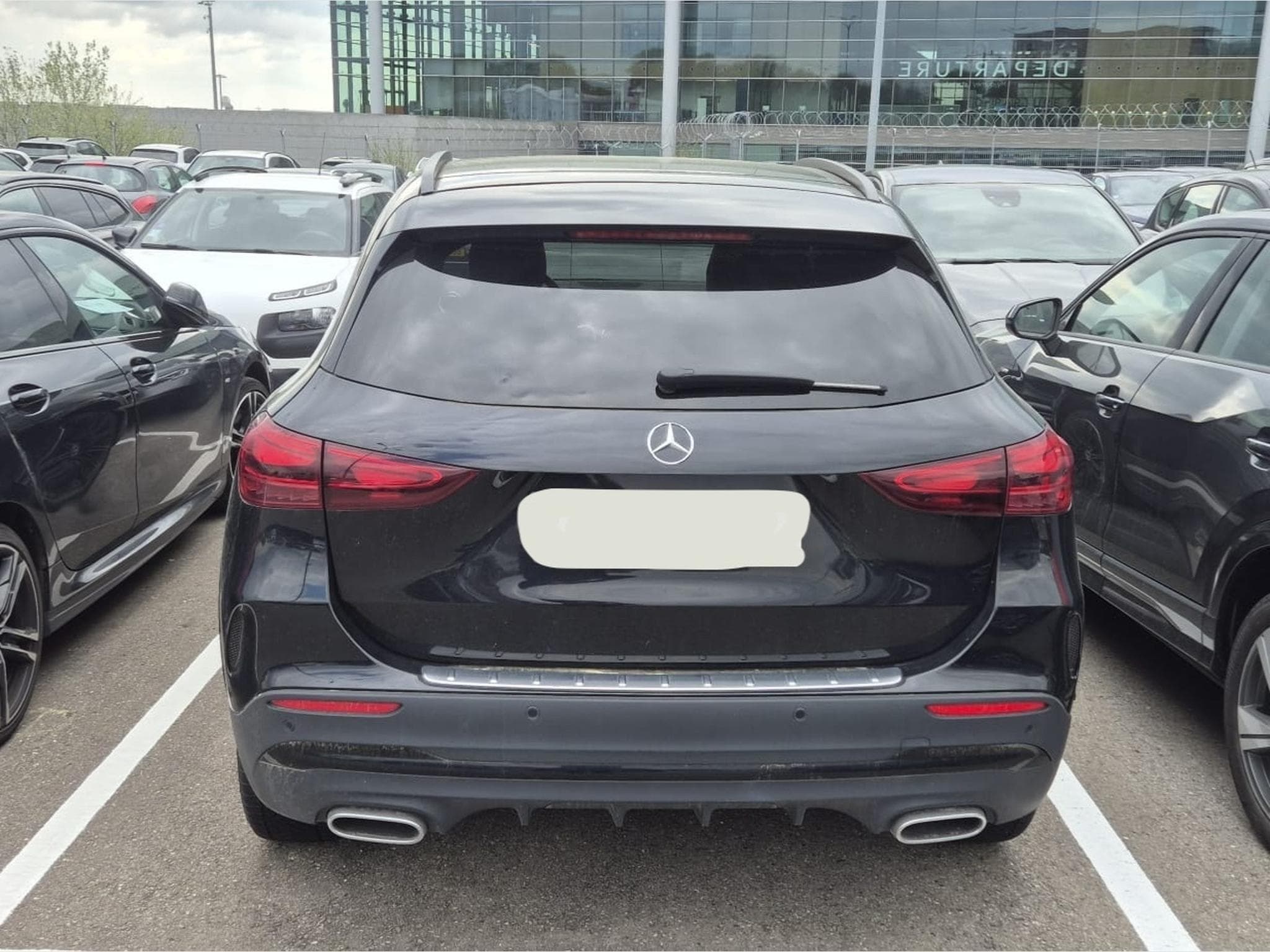 Mercedes GLA 250 E (2024) - Photo 2