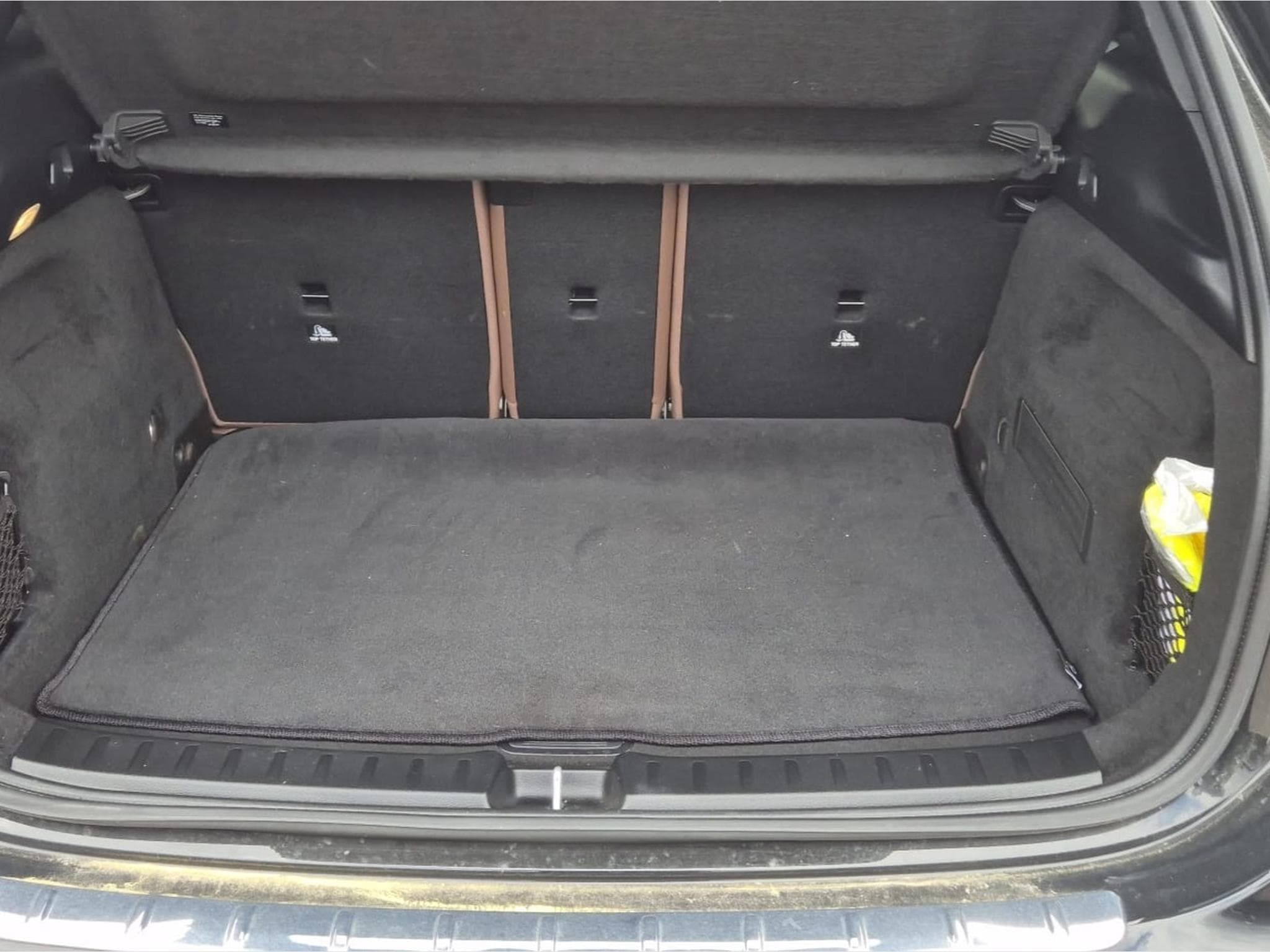 Mercedes GLA 250 E (2024) - Photo 5