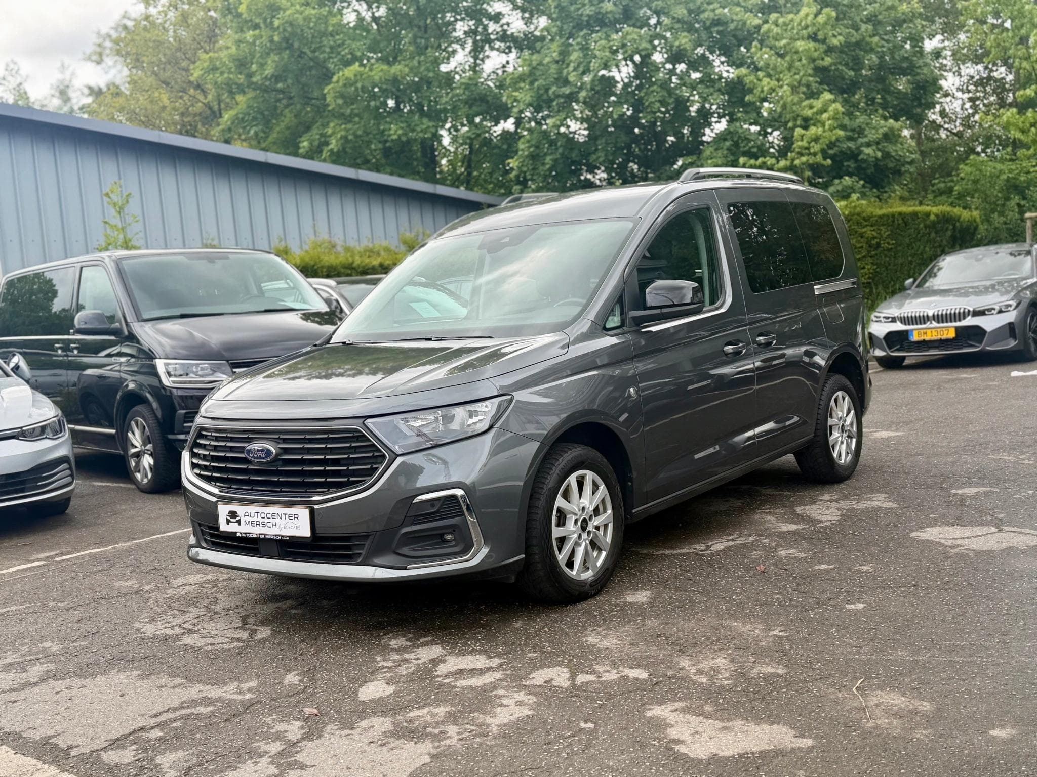Ford Tourneo Connect 2.0 120 EcoBlue (2024) - Foto 3