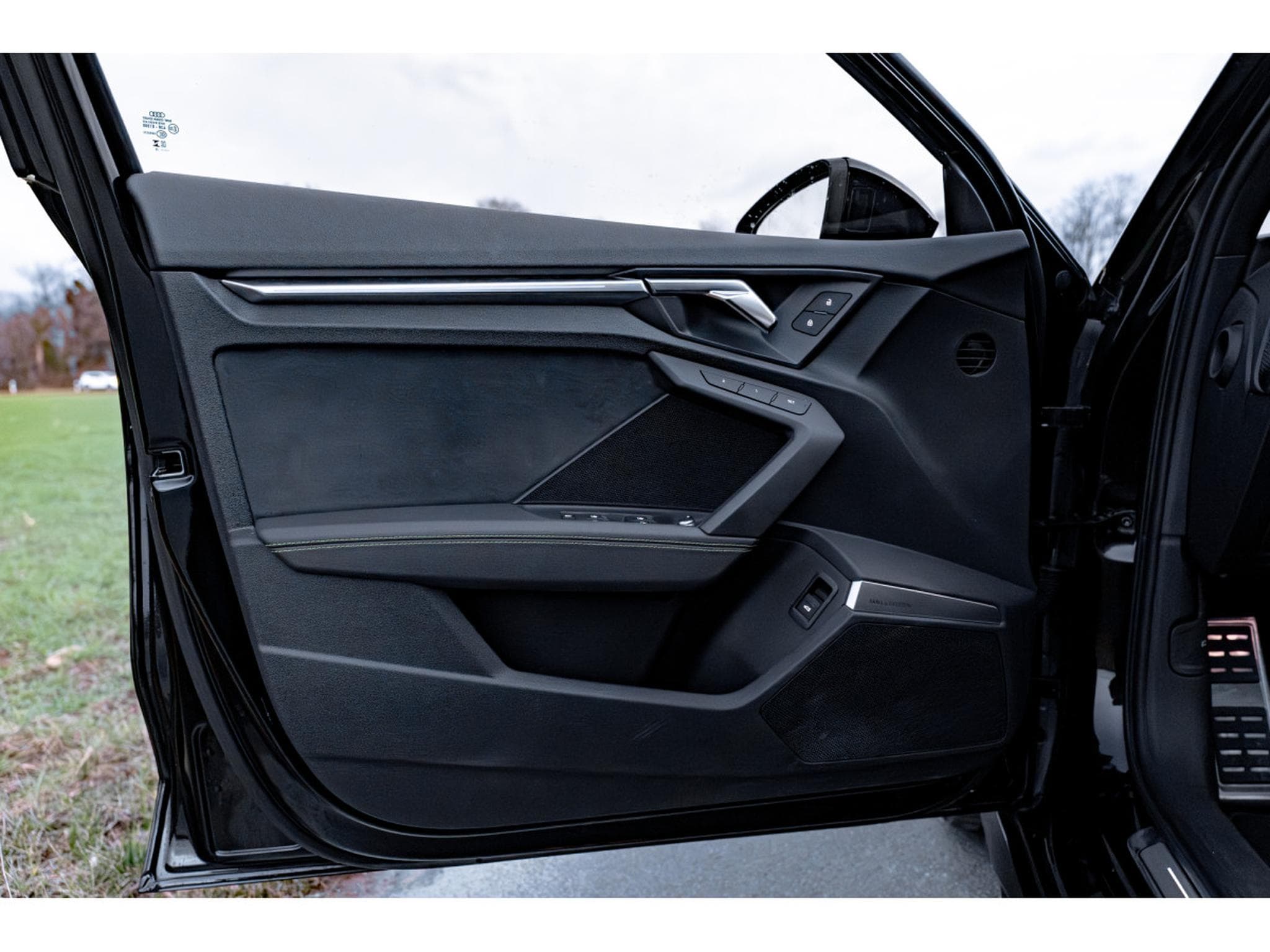 Audi RS3 Sportback 2.5 TFSI S Tronic - Toit pano - Freins céramiques (2023) - Foto 11