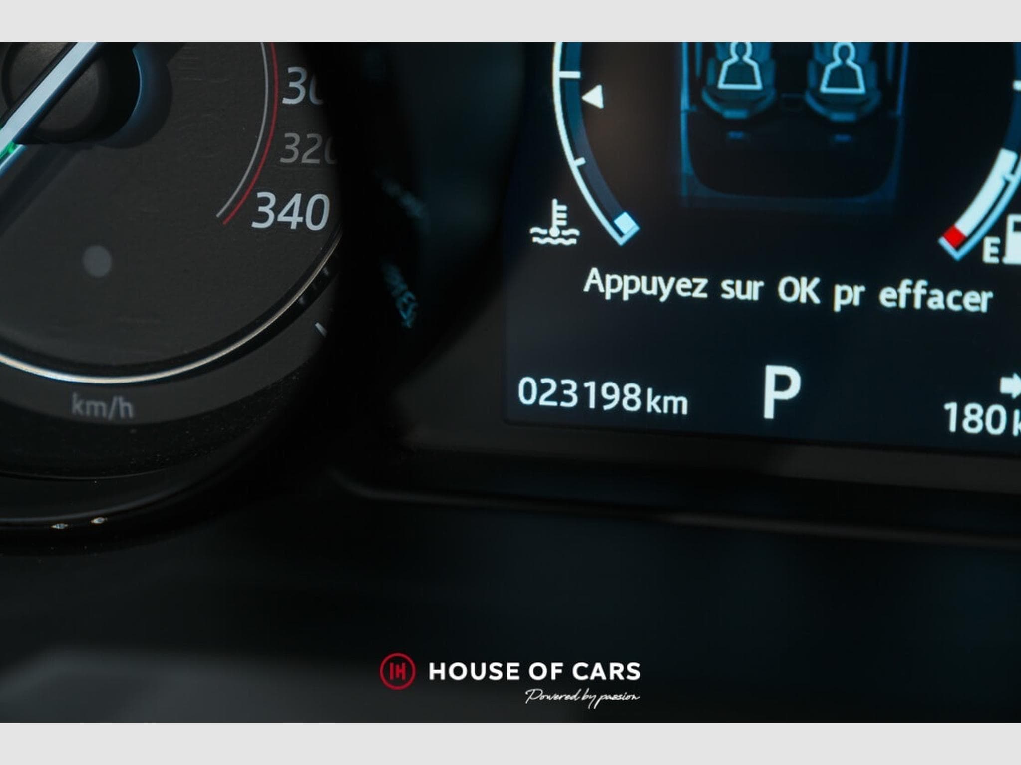 Jaguar F-Type SVR ROADSTER 21% VAT DEDUCIBLE - COLLECTOR ! (2017) - Photo 14