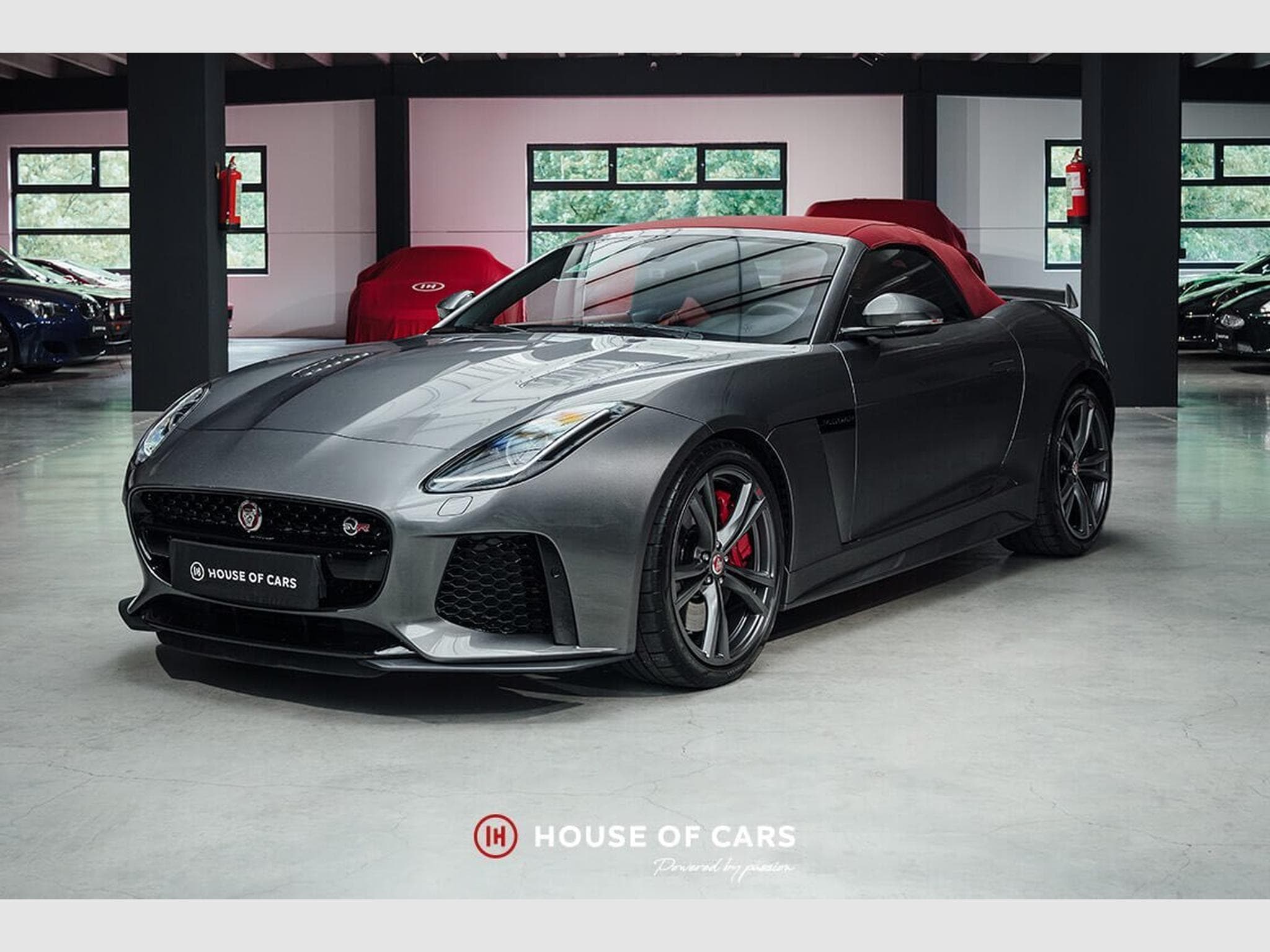 Jaguar F-Type SVR ROADSTER 21% VAT DEDUCIBLE - COLLECTOR ! (2017) - Photo 2