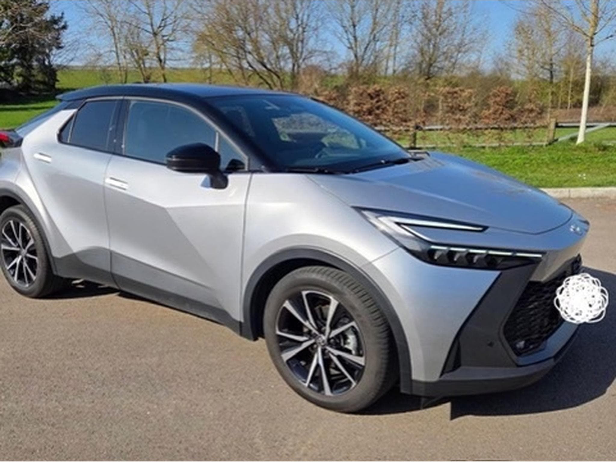Toyota C-HR Dynamic plus two tone (2025) - Photo 1