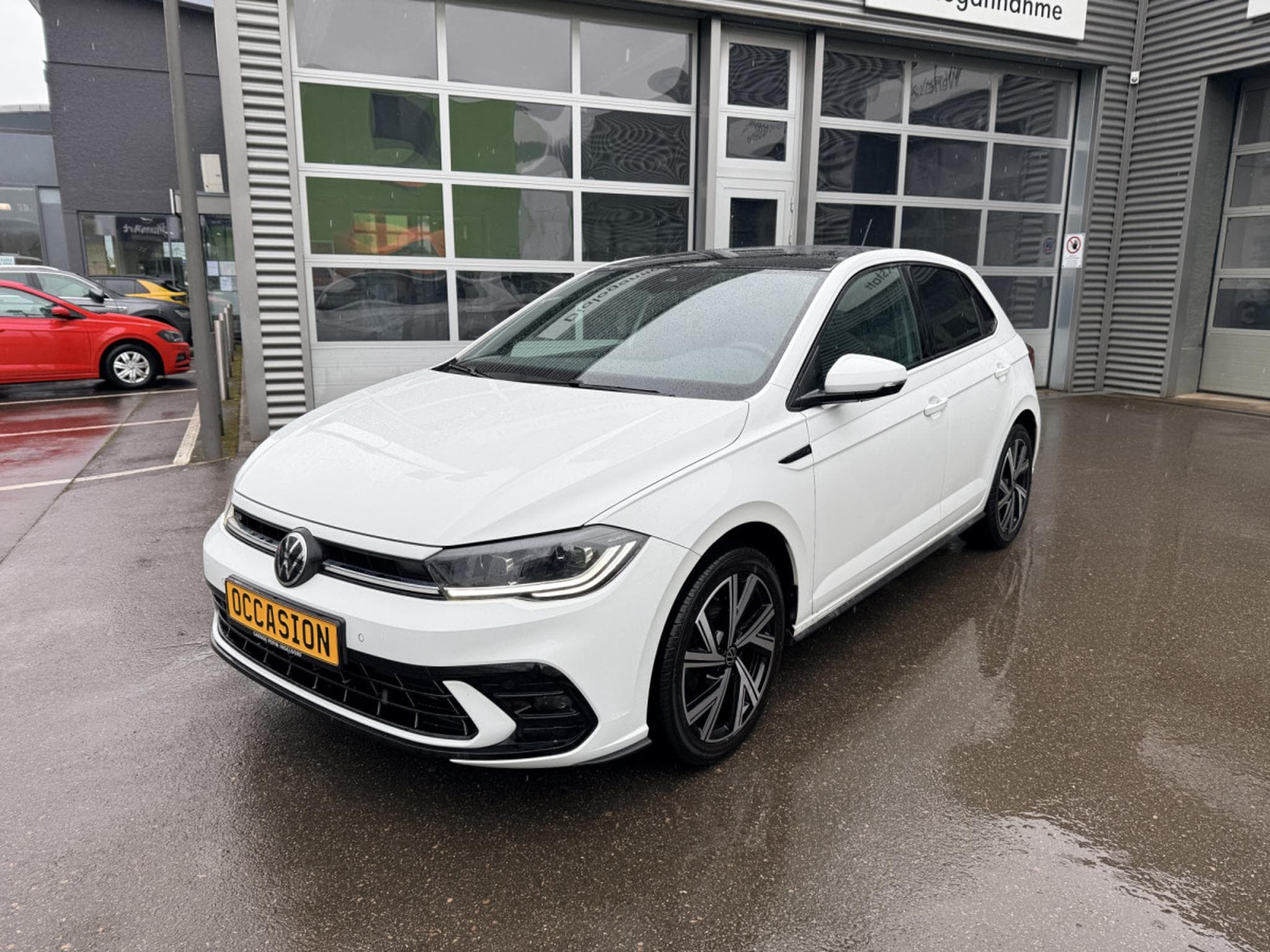 VW Polo R-Line 1.0 TSI 110cv Boîte à double embrayage 7 vitesses (2024) - Photo 1