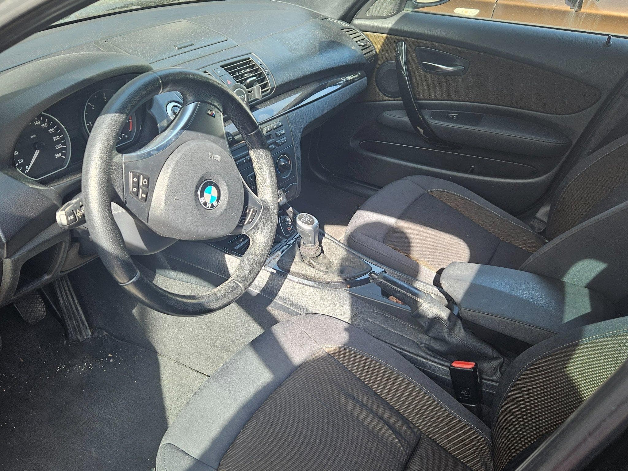 BMW 116 e87 (2011) - Photo 3