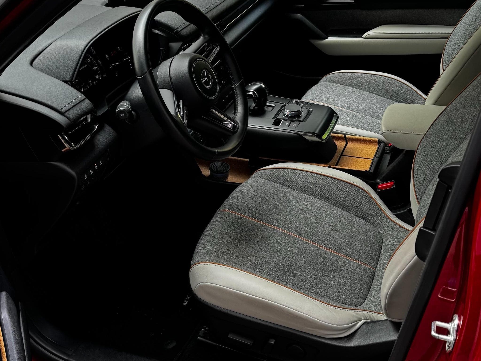 Mazda MX-30 (2021) - Foto 10