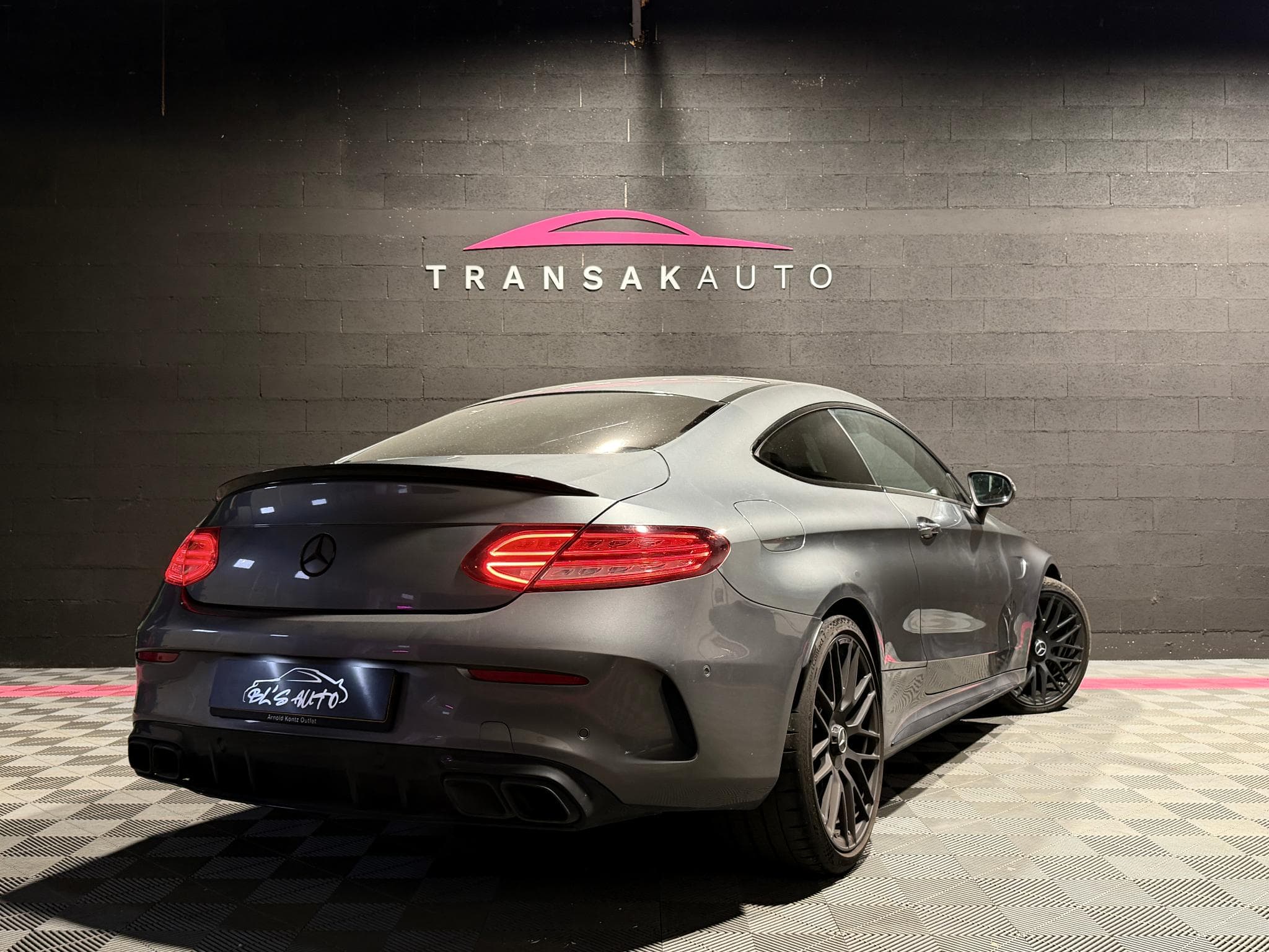 Mercedes C 63 AMG Classe C Coupé 63 S Mercedes-AMG 9G-MCT SPEEDSHIFT AMG (2020) - Foto 6