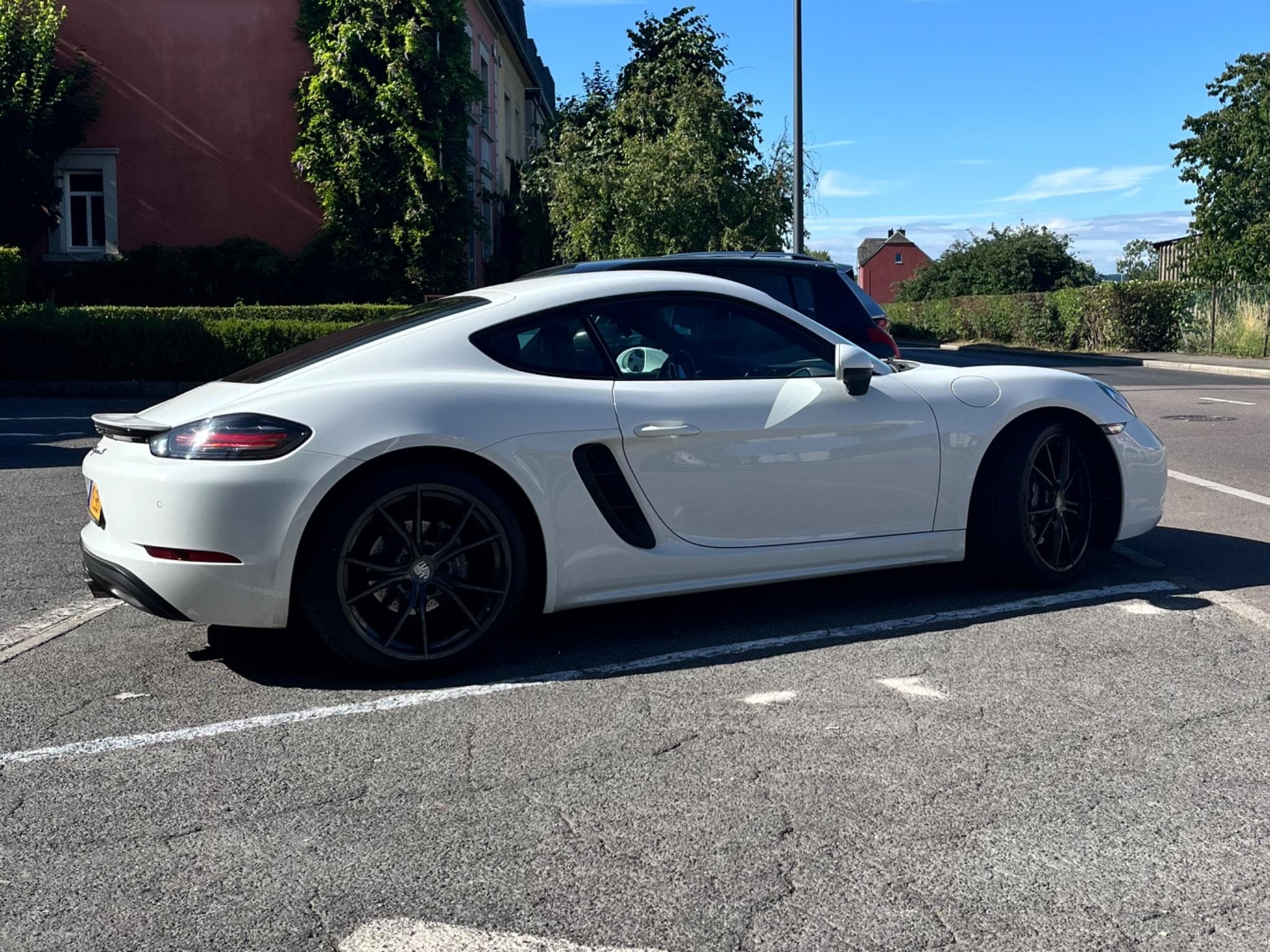 Porsche 718 2.0 (2021) - Photo 2