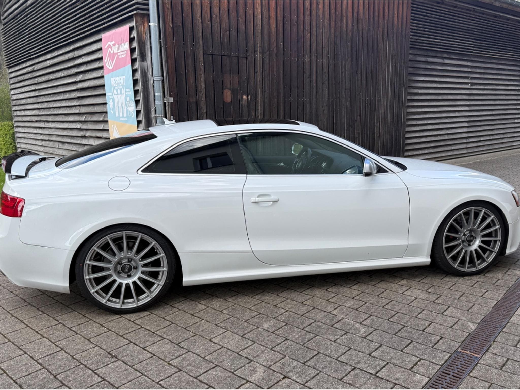Audi RS5 V8 4.2 (2012) - Photo 2